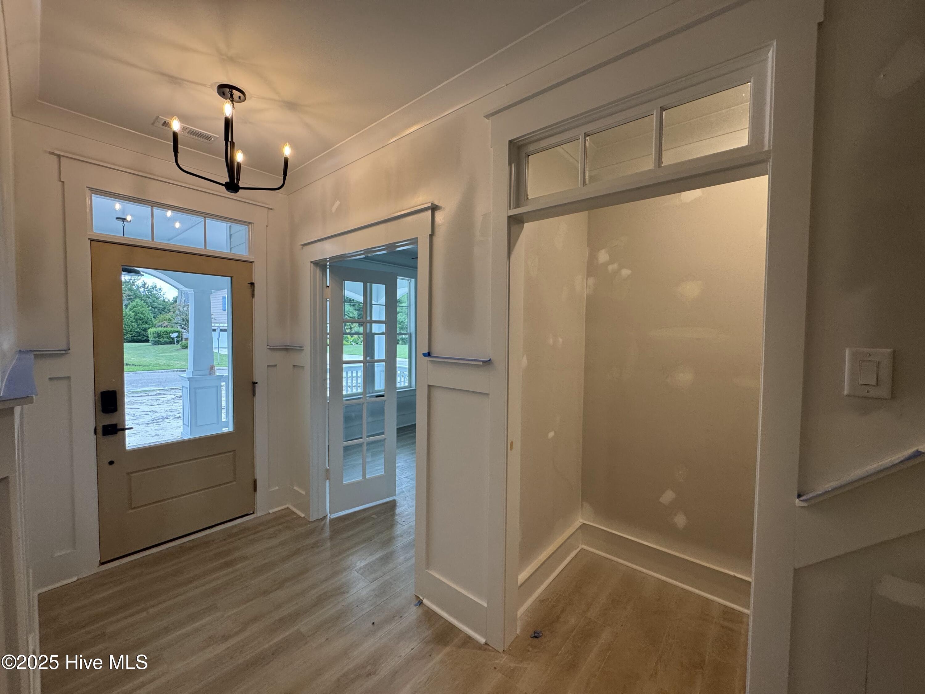 8136 Saltcedar Drive, Wilmington, NC 28411 – photo 3: Foyer