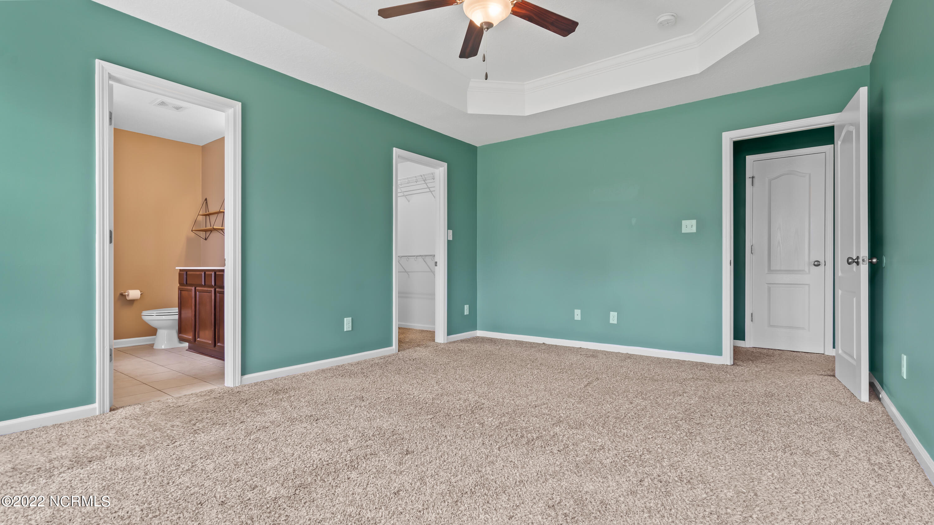 100566644 | Photo 18