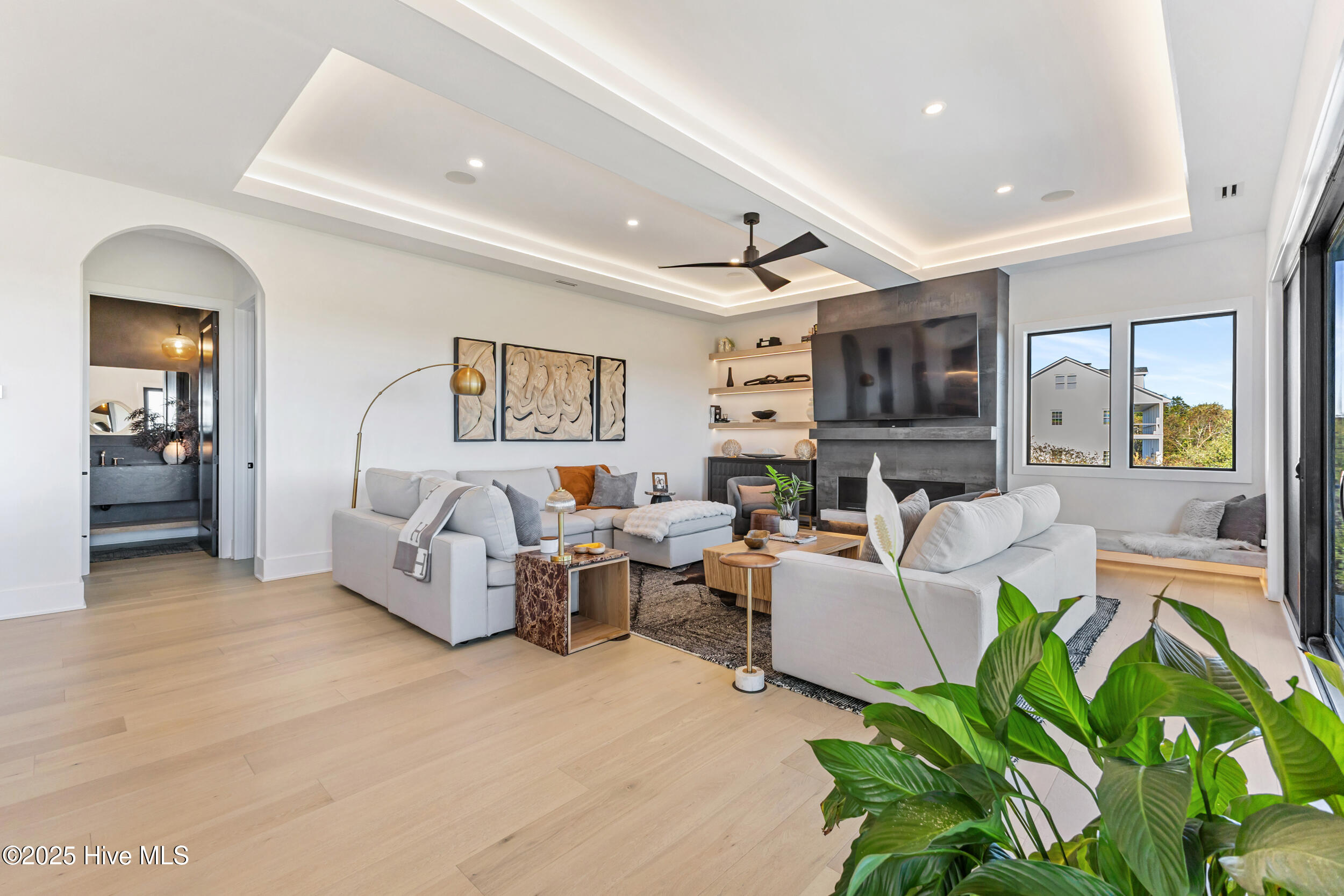 100541320 | Photo 21