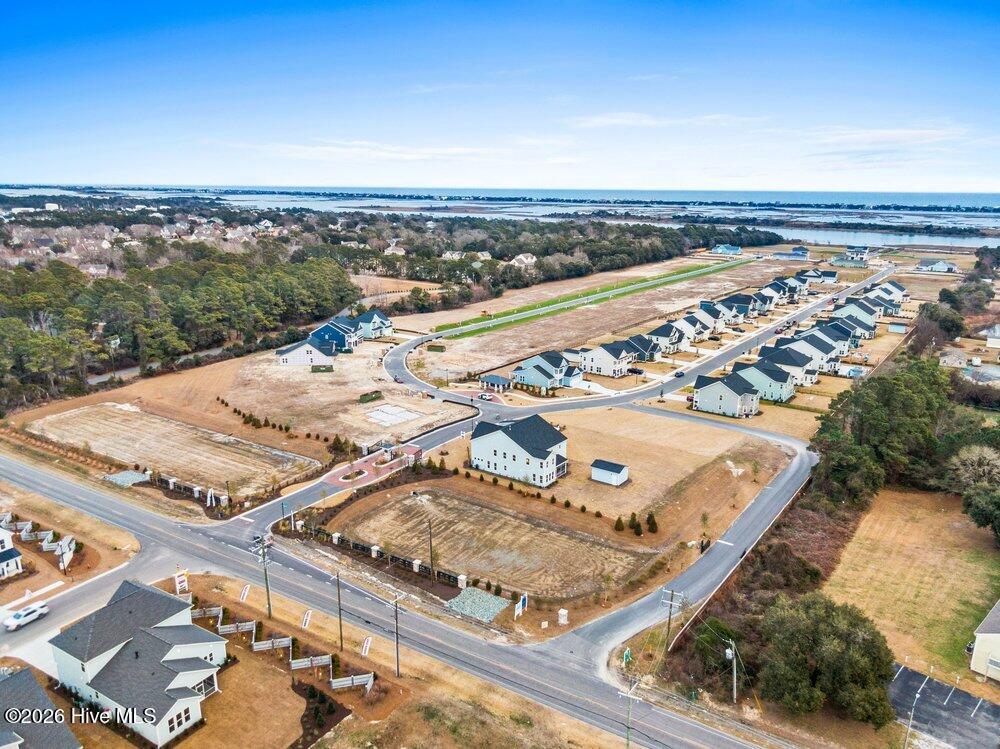 100568013 | Photo 66