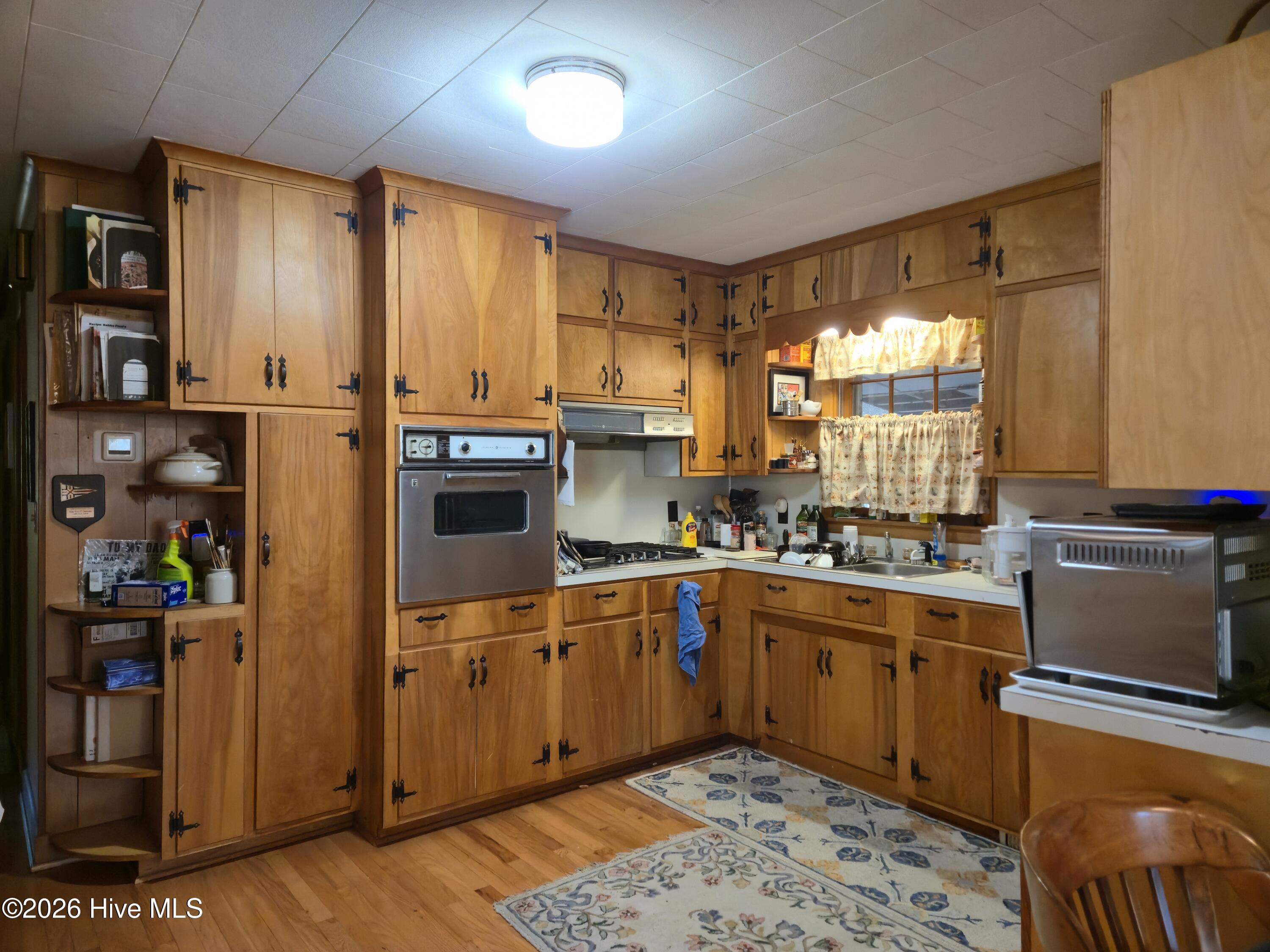 1221 Crescent Drive, Elizabeth City, NC, 27909