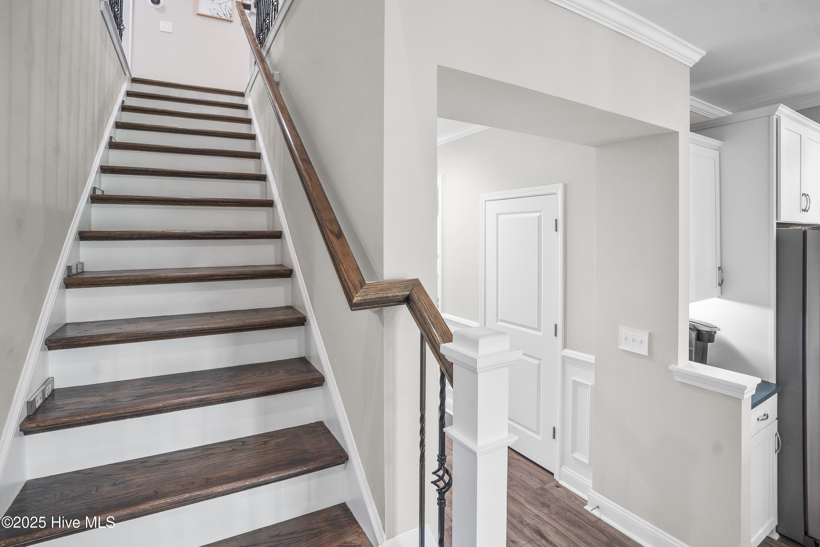 100526662 | Photo 42