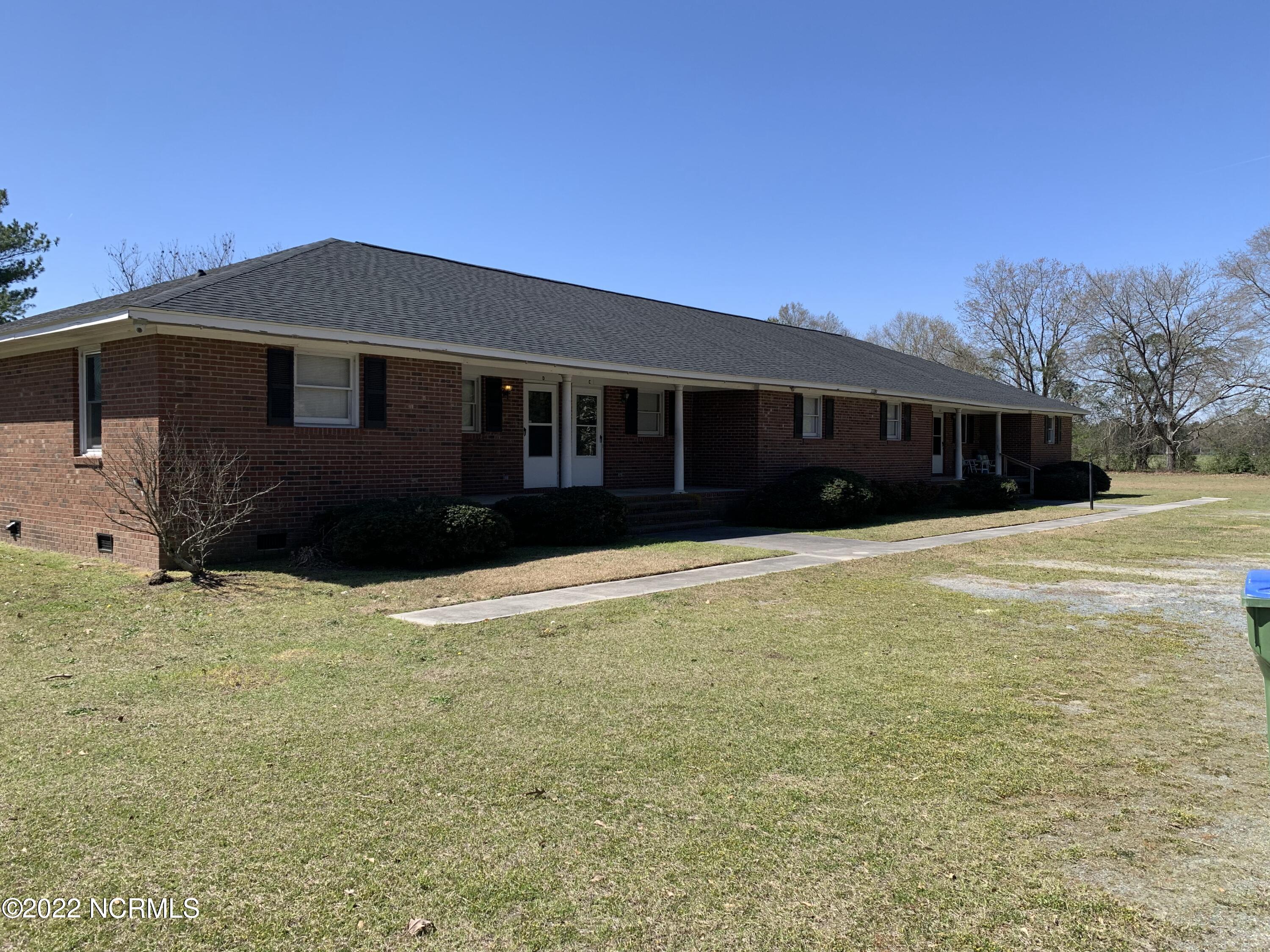 21800 Old Wire, Wagram, North Carolina, 2 Bedrooms Bedrooms, 5 Rooms Rooms,1 BathroomBathrooms,Apartment,For sale,Old Wire,100585226