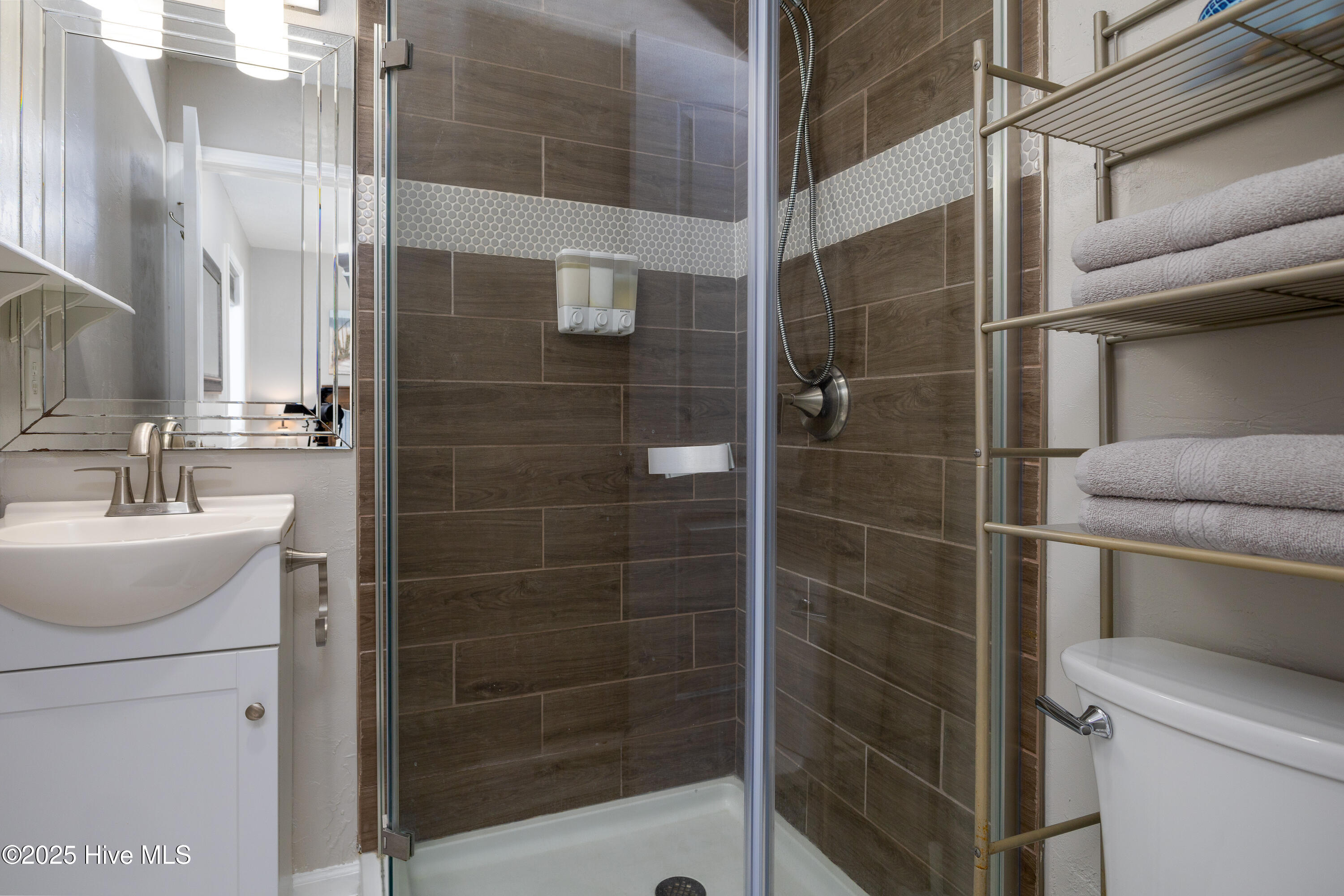 2174 New River Inlet Road Unit 390, North Topsail Beach, NC 28460 – photo 23: 32
