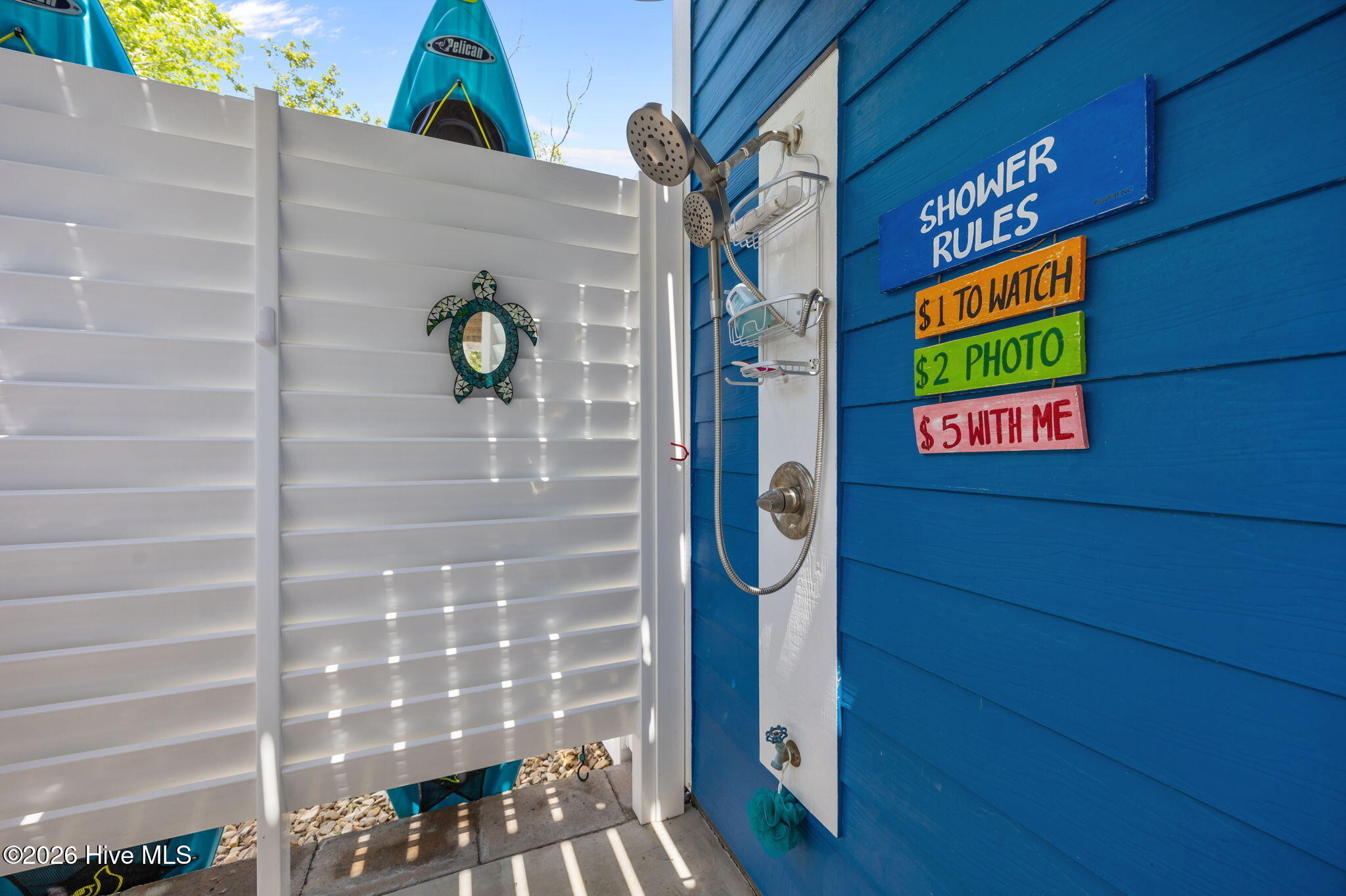 100567463 | Photo 63