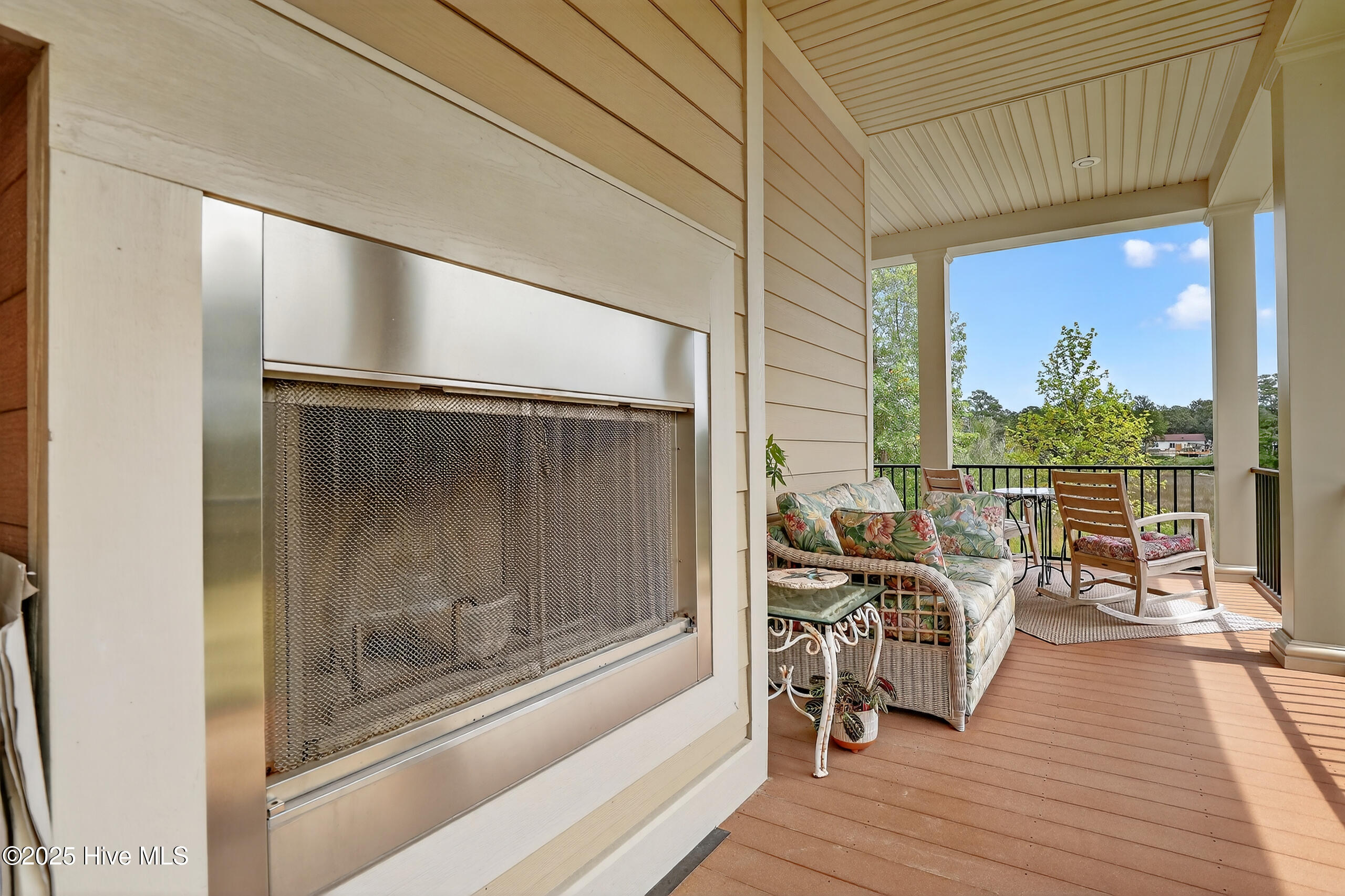 100527488 | Photo 57