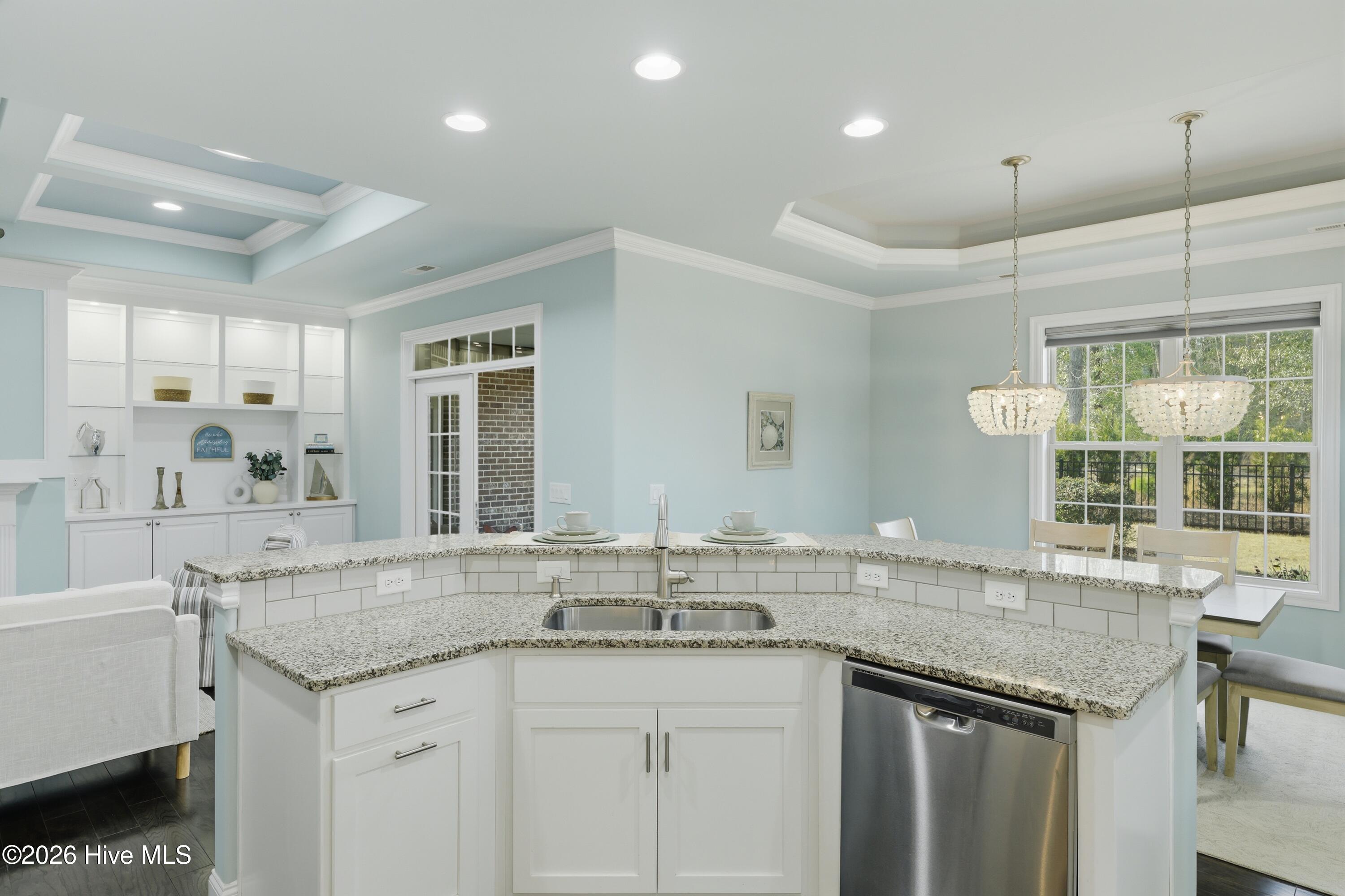 100558541 | Photo 27