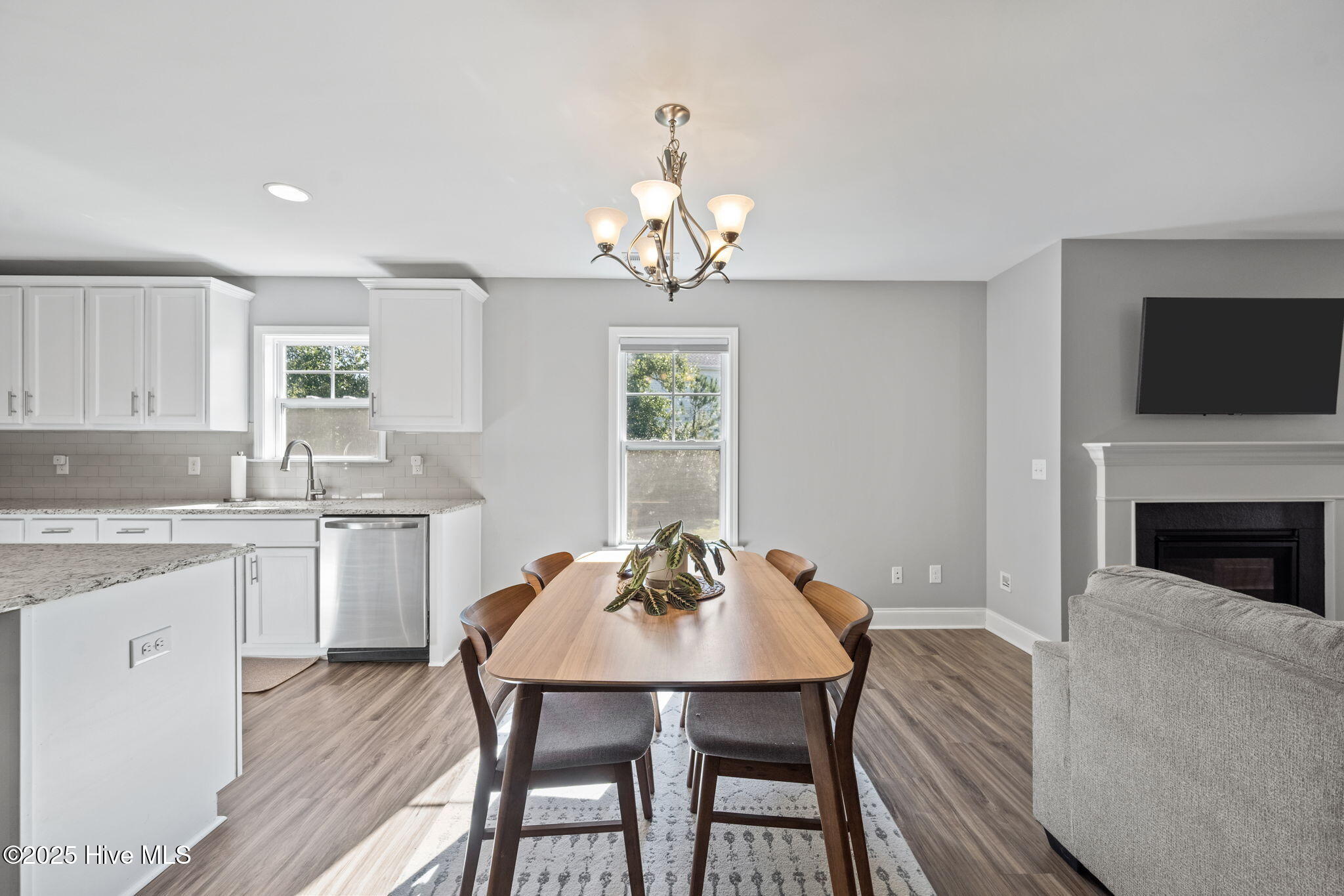 100536269 | Photo 13