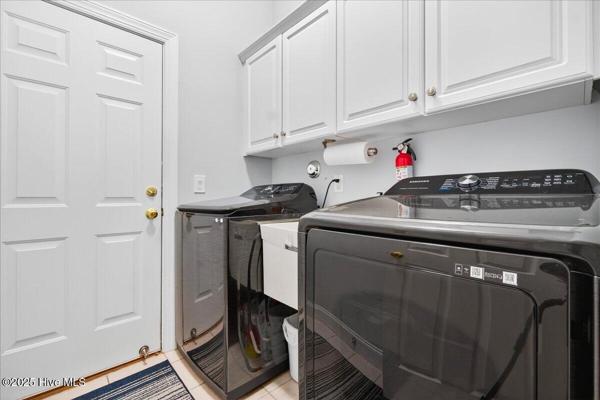 100535406 | Photo 17