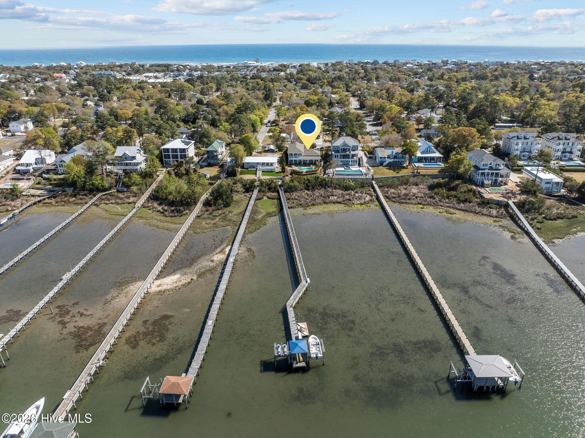 100564617 | Photo 62