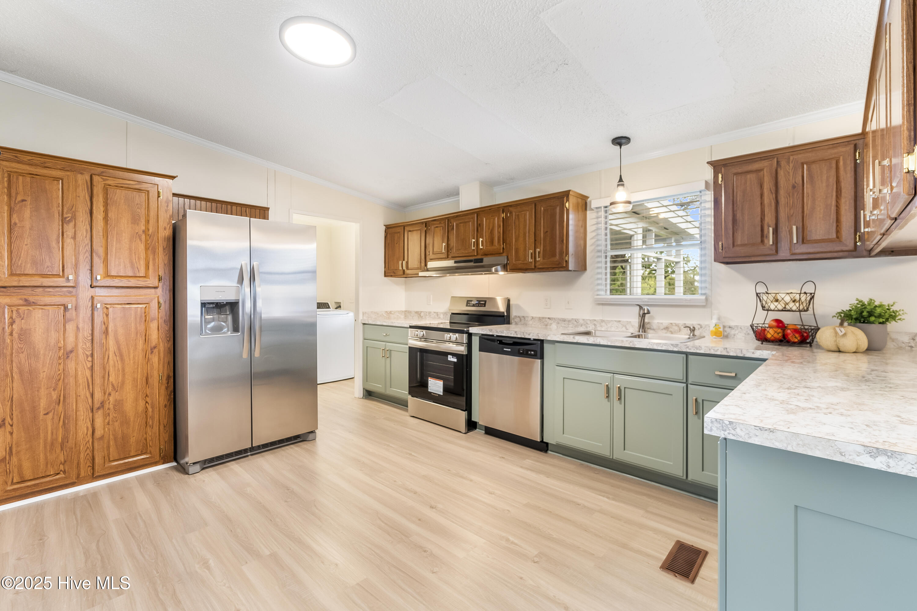 121 Bryan Road, Knott's Island, NC, 27950