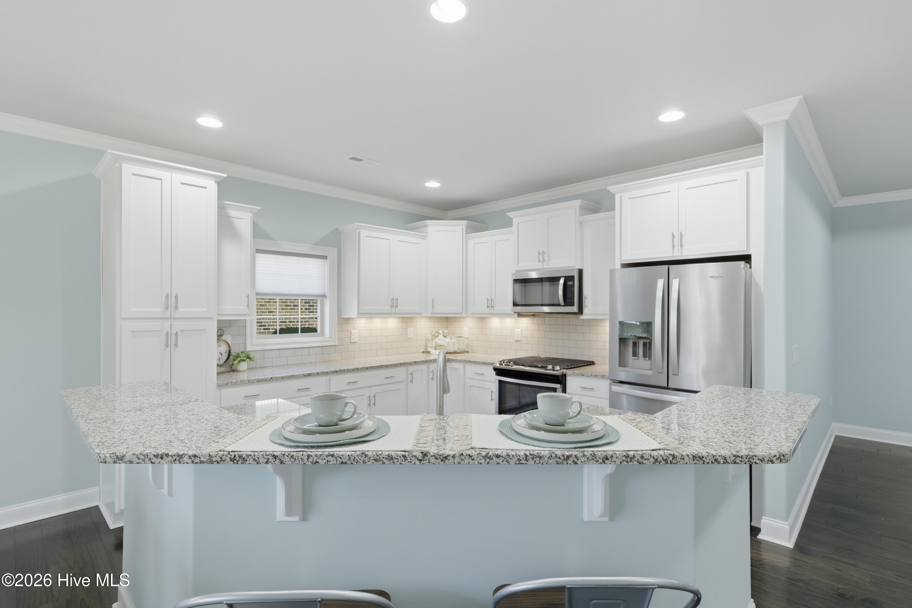 100558541 | Photo 22