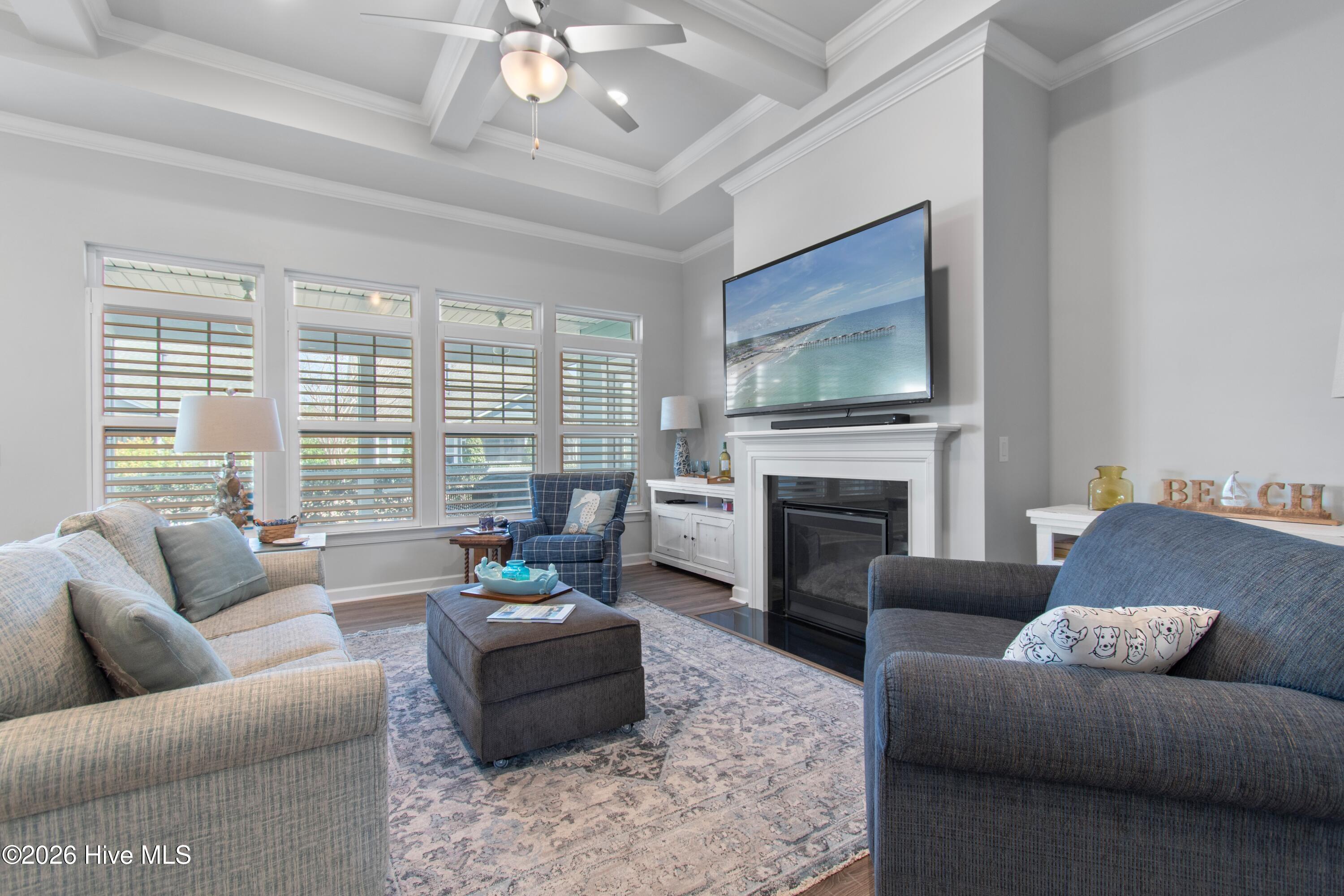 100559235 | Photo 15