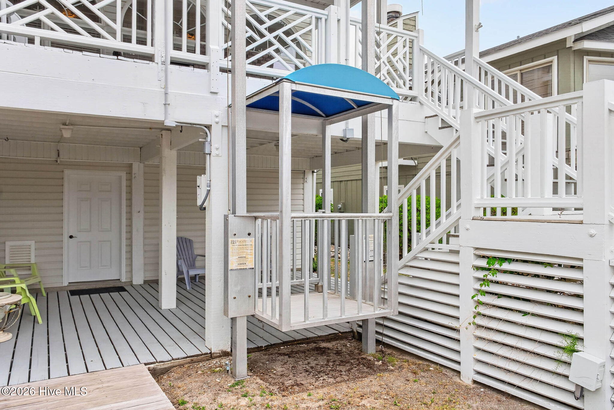 100570658 | Photo 65