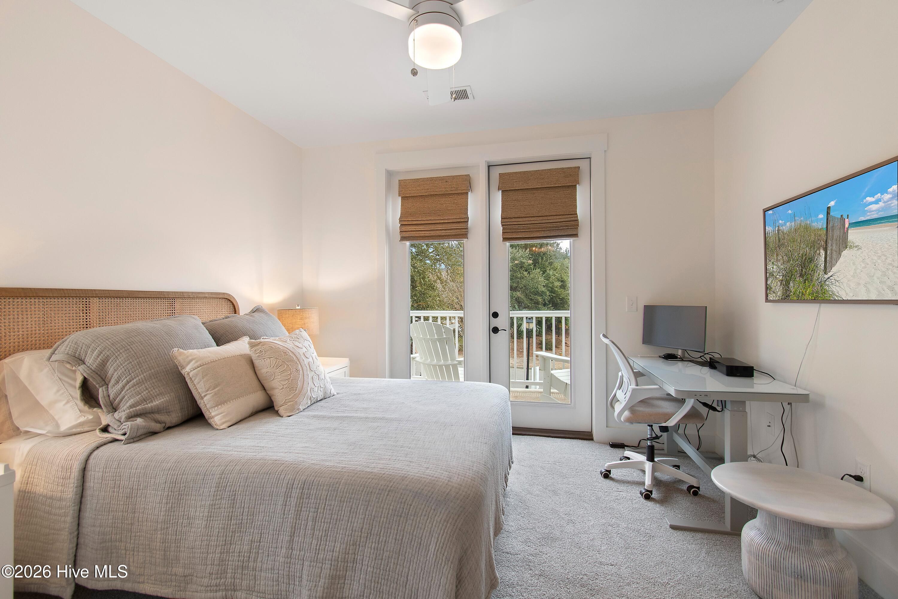 100555931 | Photo 21