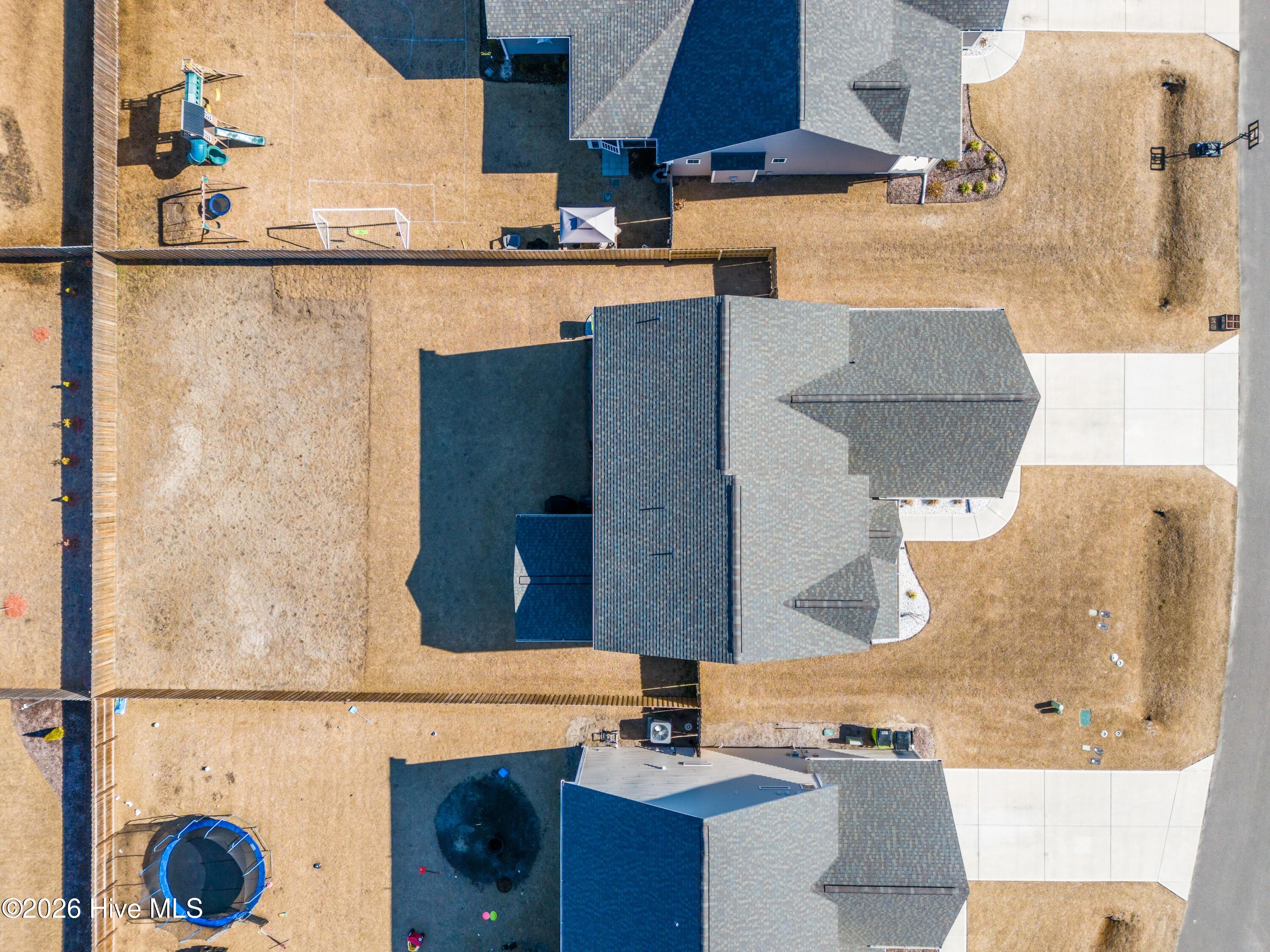 100555385 | Photo 36