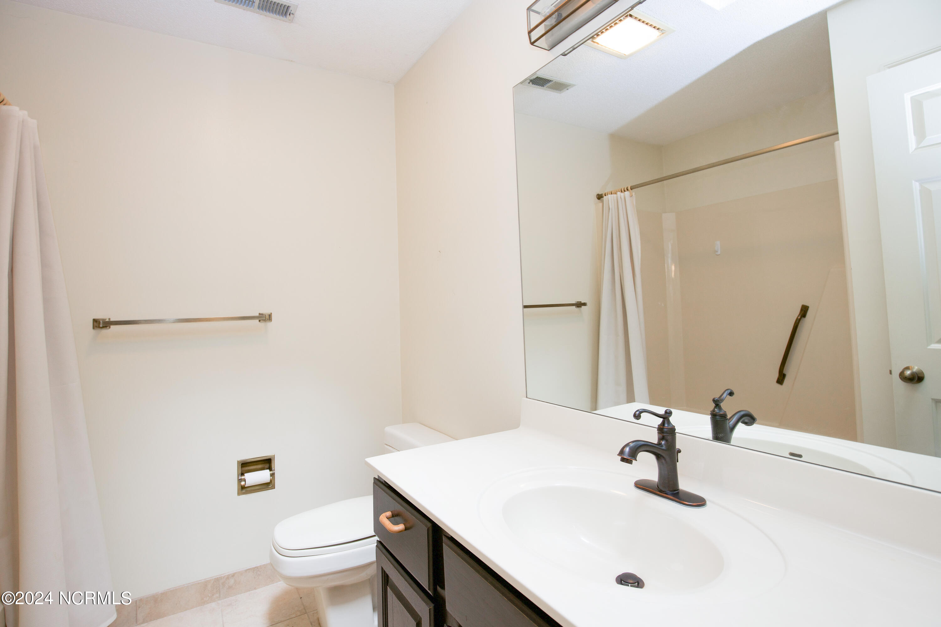 620 Diamondhead Dr S-45