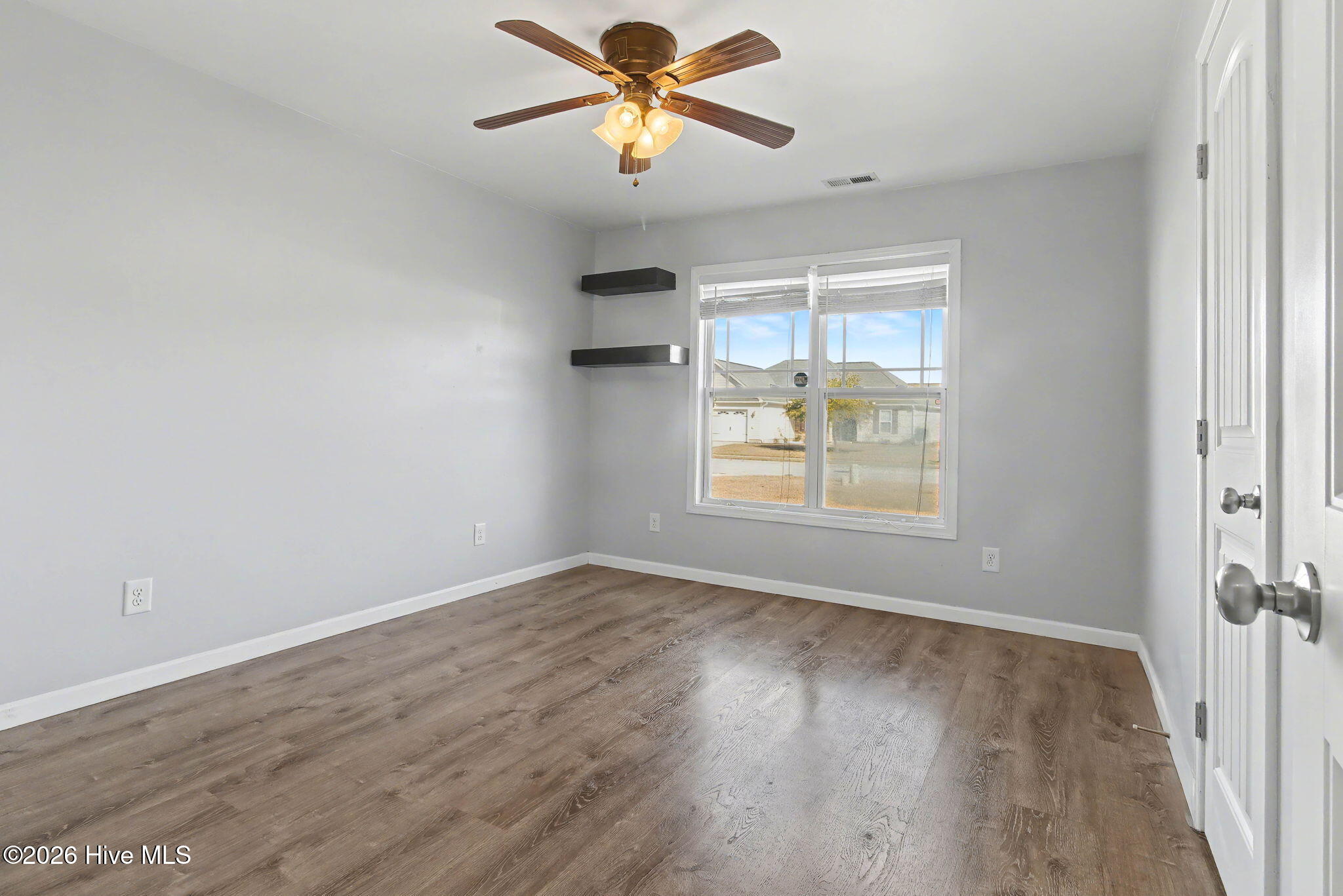 100546516 | Photo 22