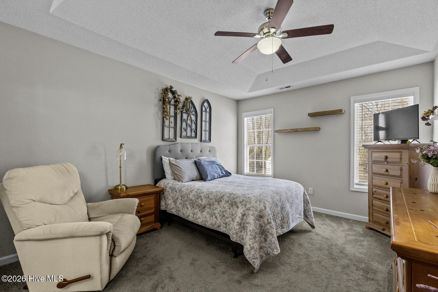 100555225 | Photo 15