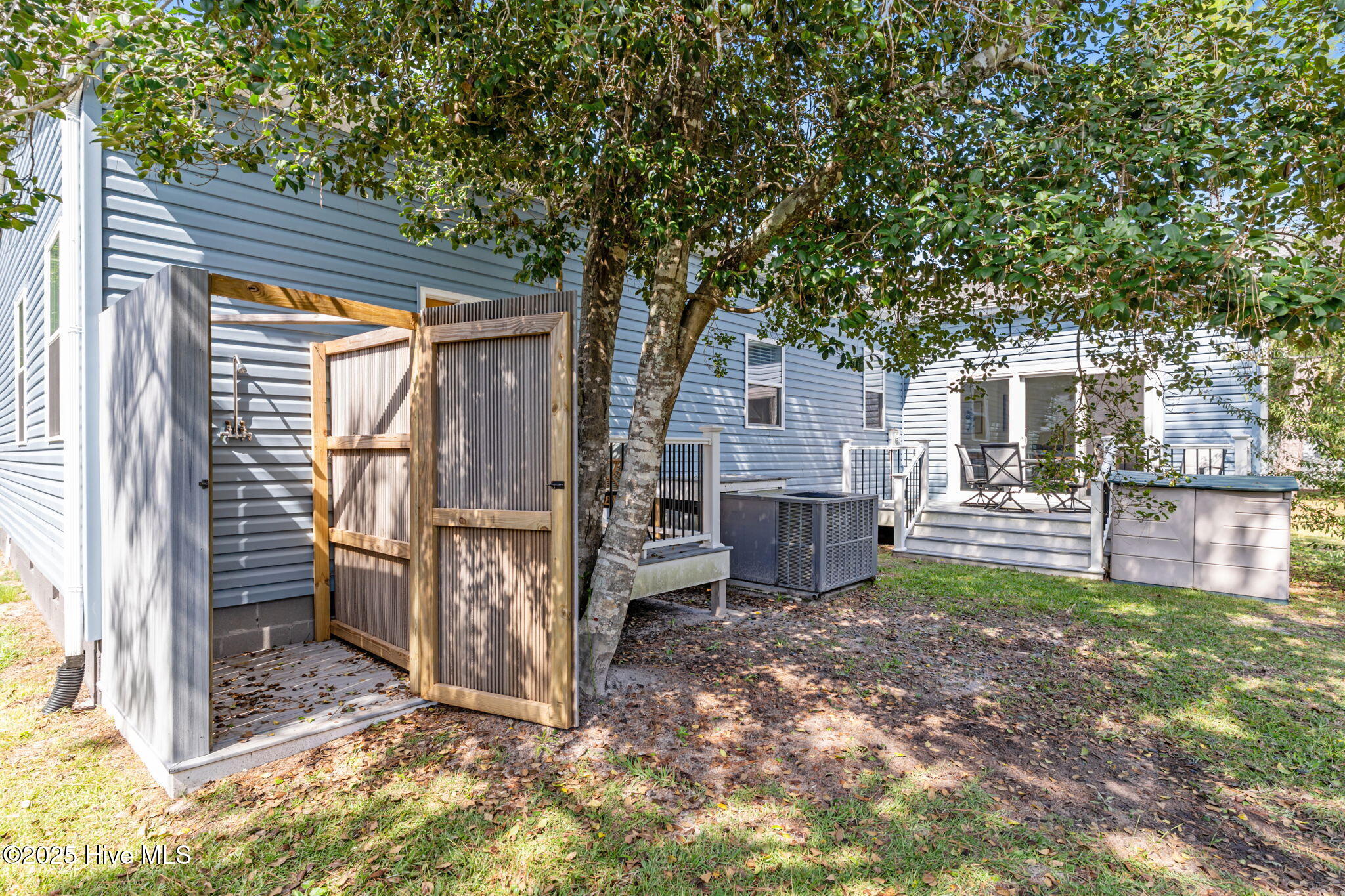 214 Mcglamery Street, Oak Island, NC, 28465