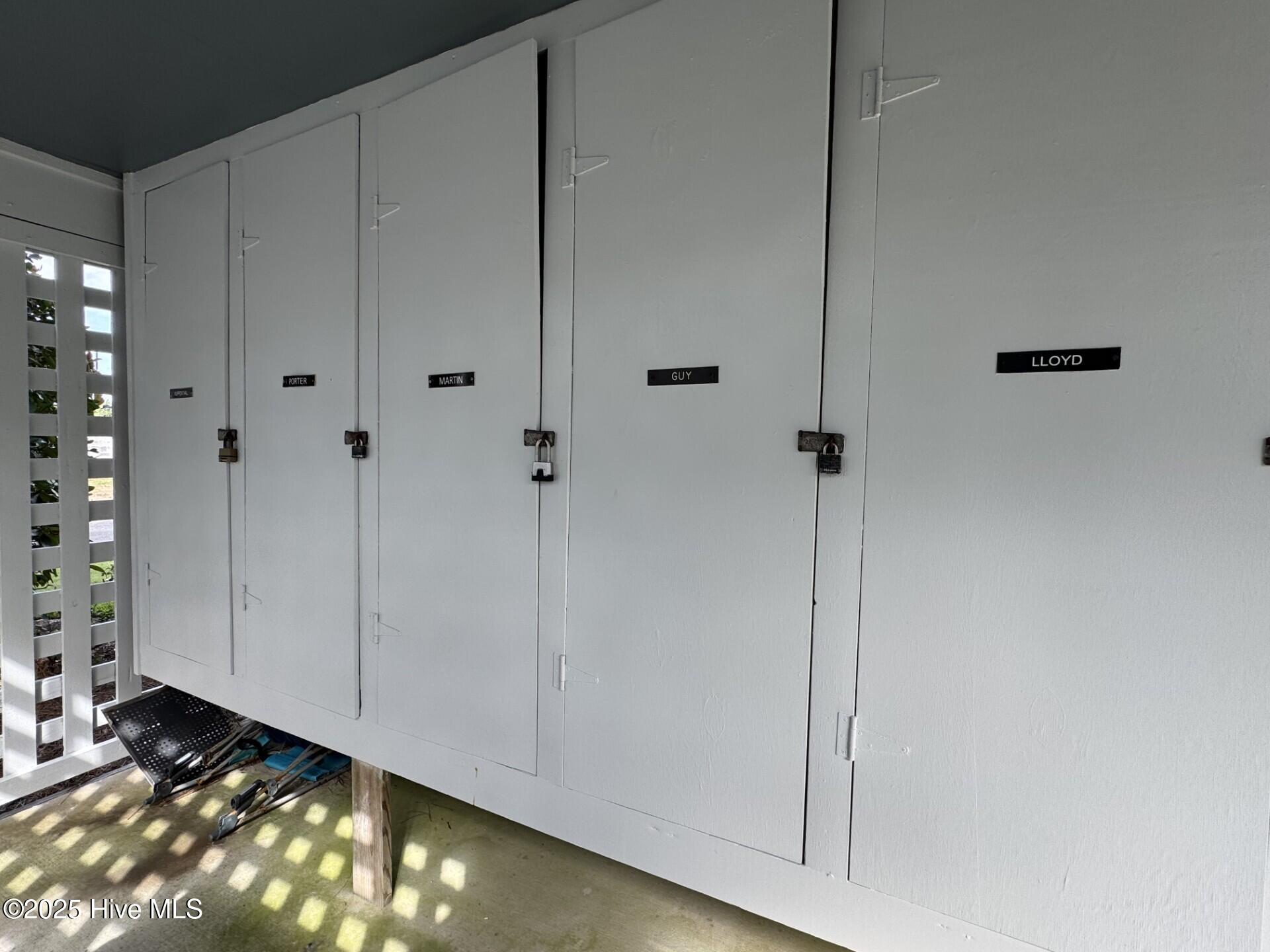 100536817 | Photo 17