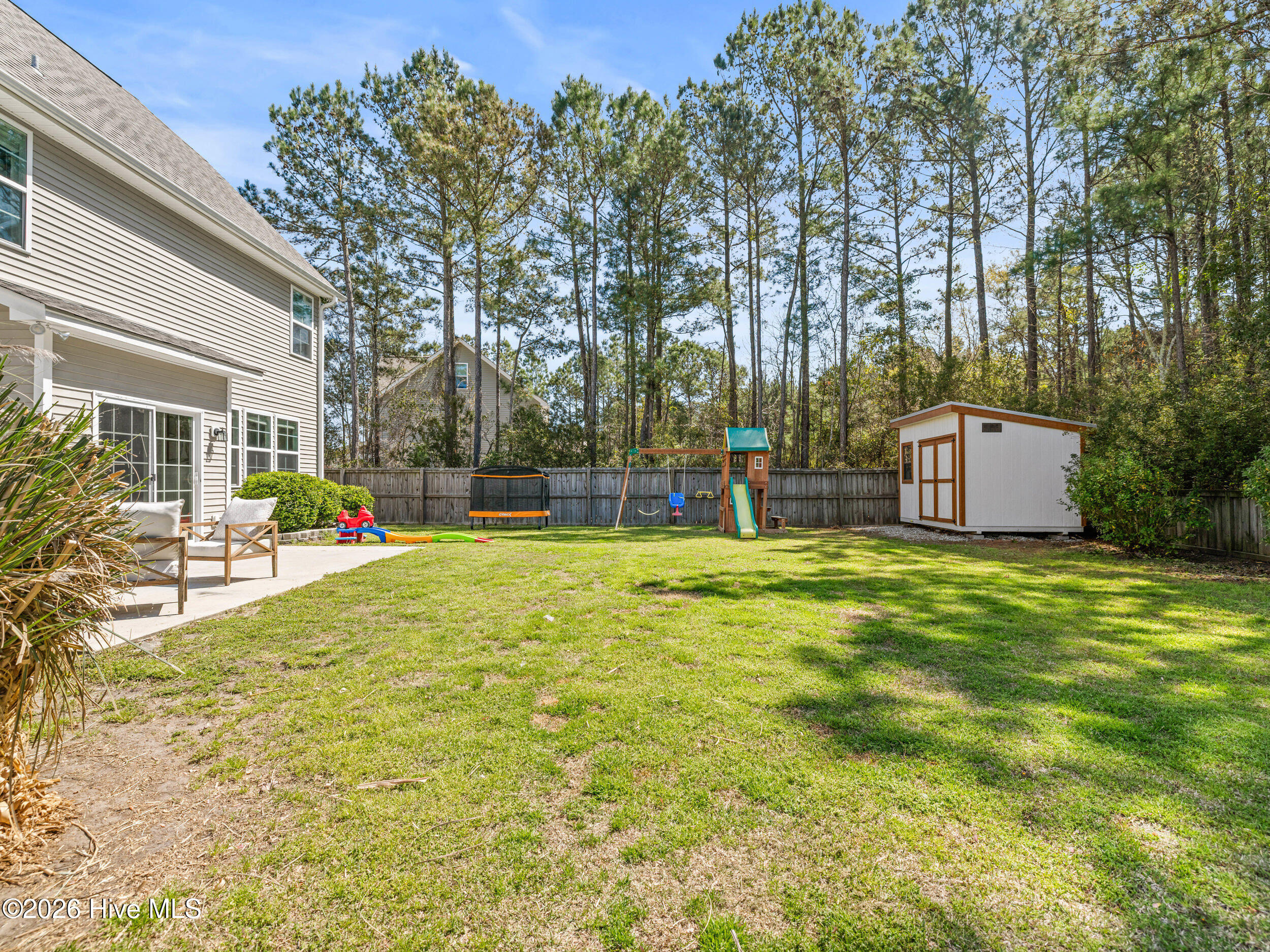 100566633 | Photo 10