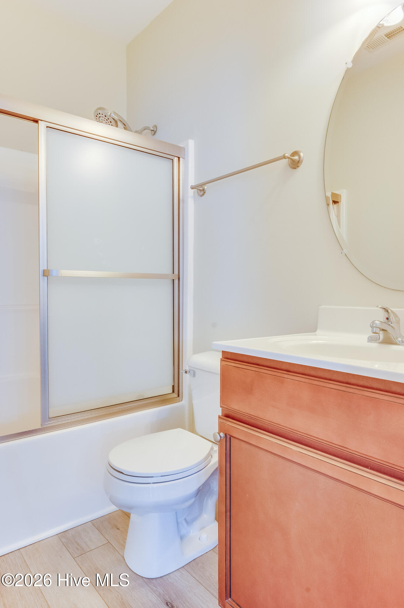 100545678 | Photo 59