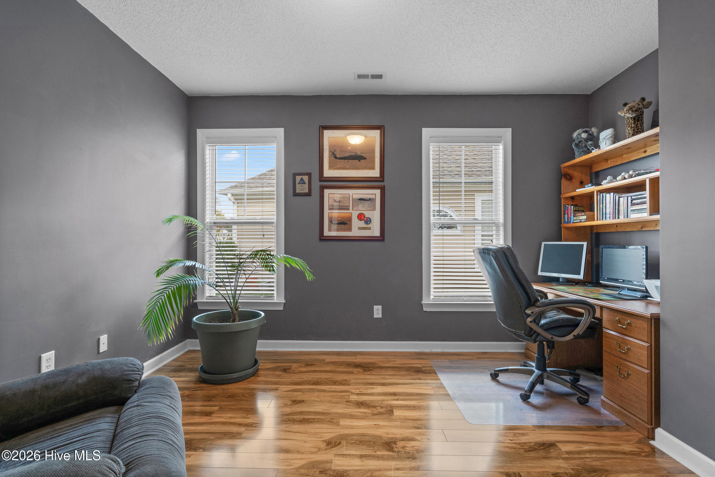 100558962 | Photo 24