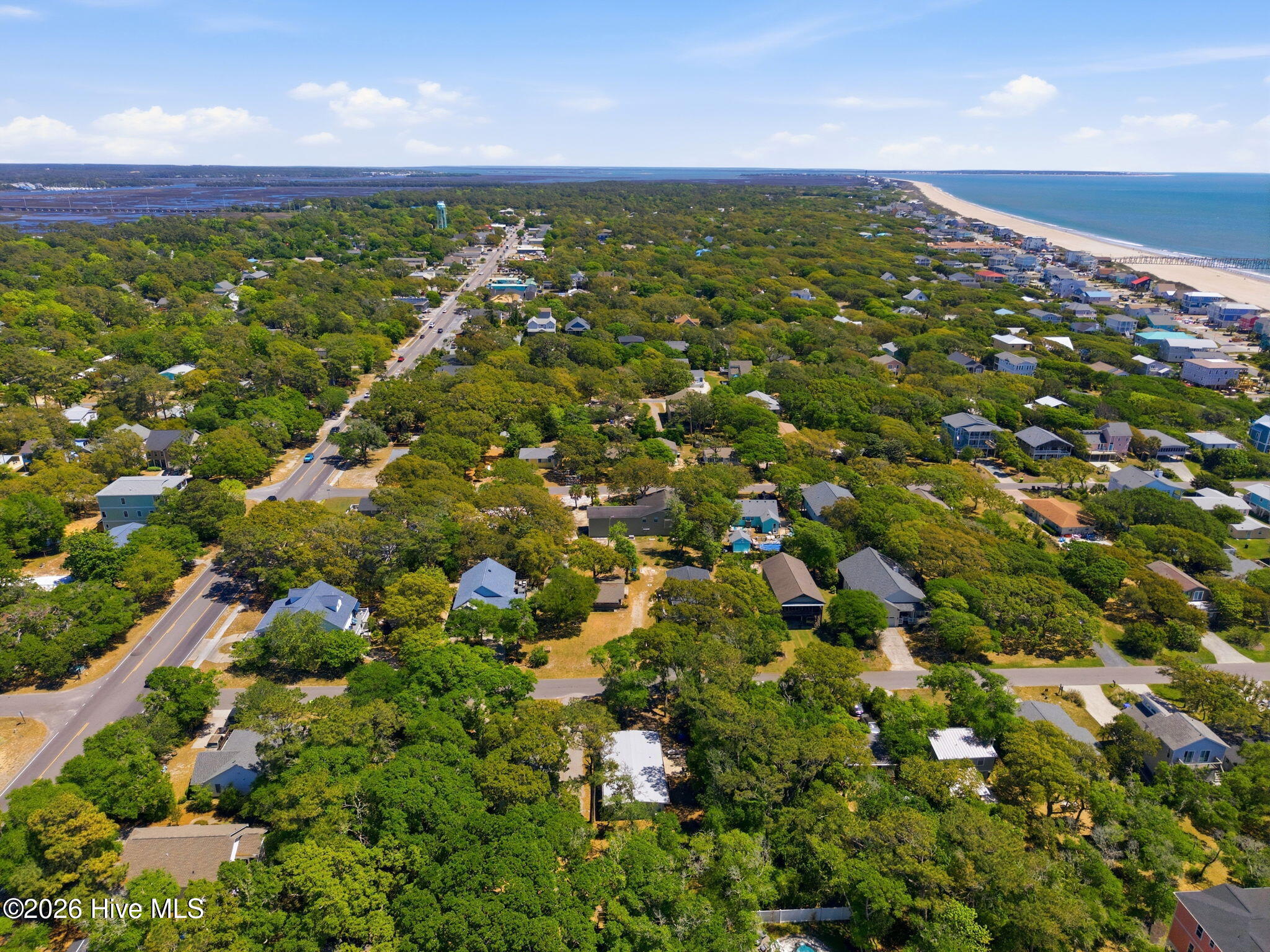 100569576 | Photo 33