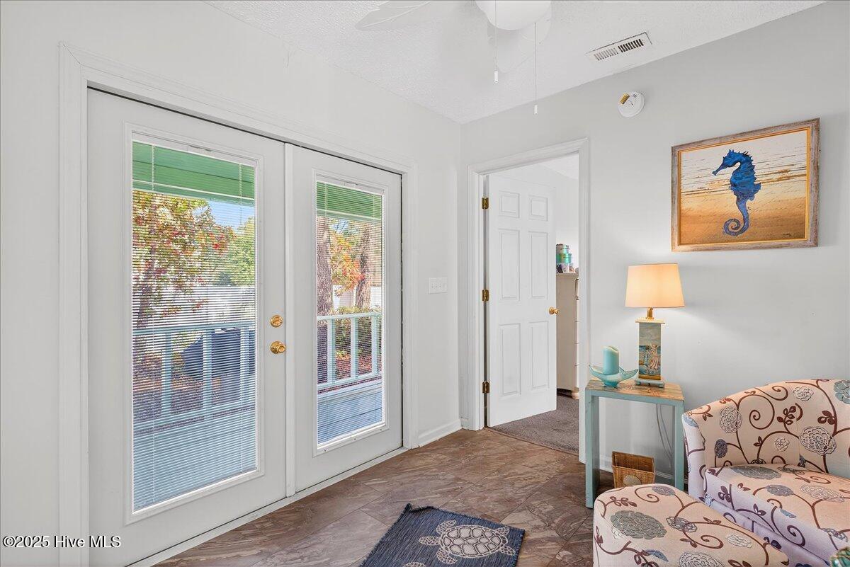 100532299 | Photo 28