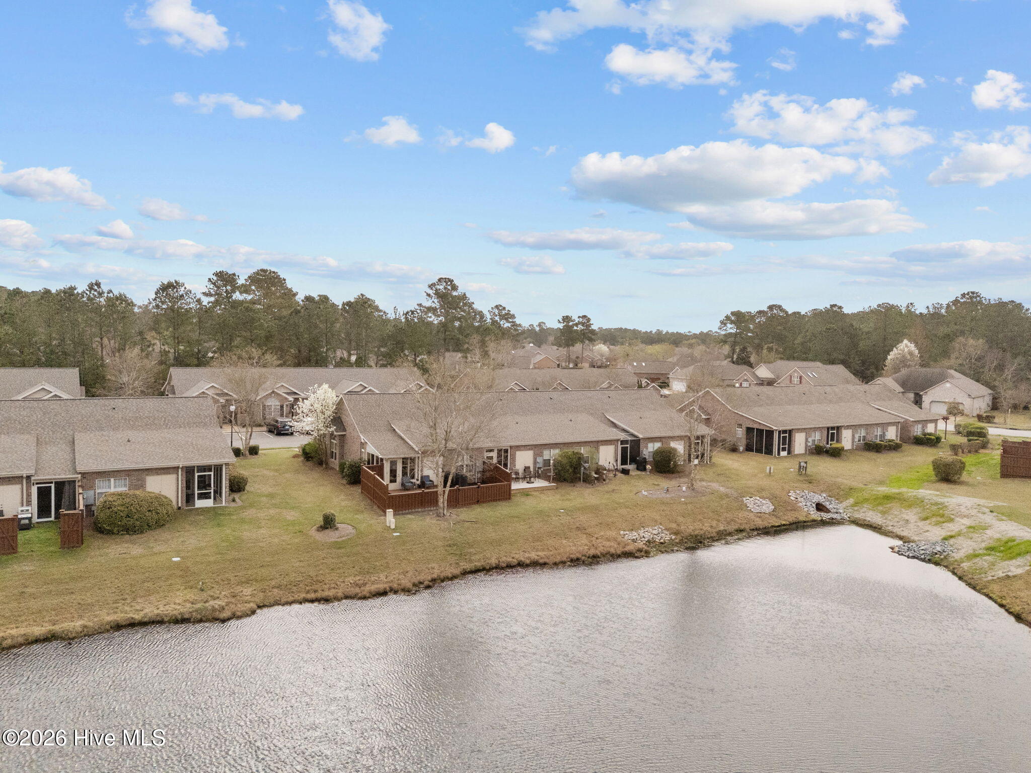 100560017 | Photo 31