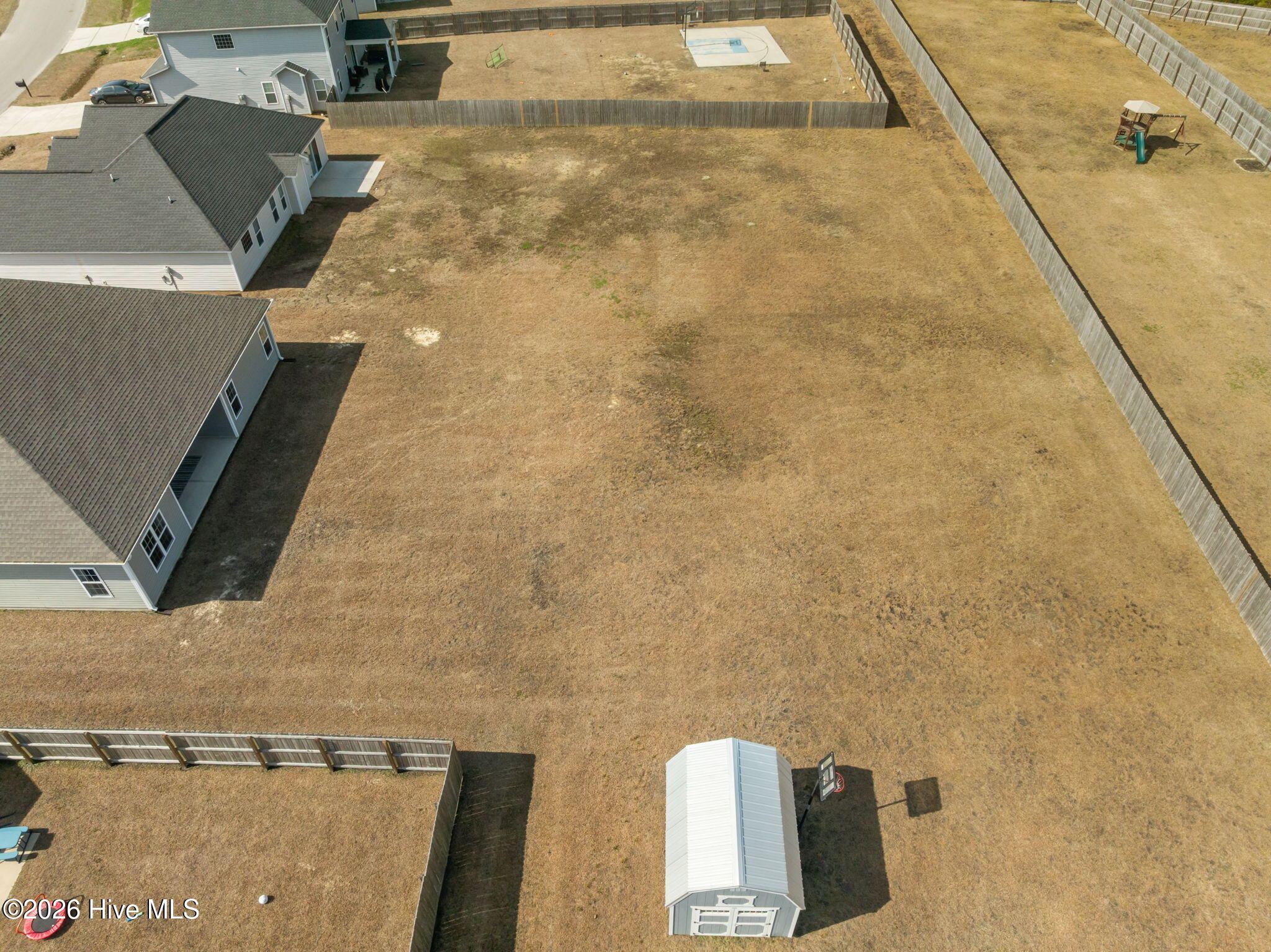 100559692 | Photo 31