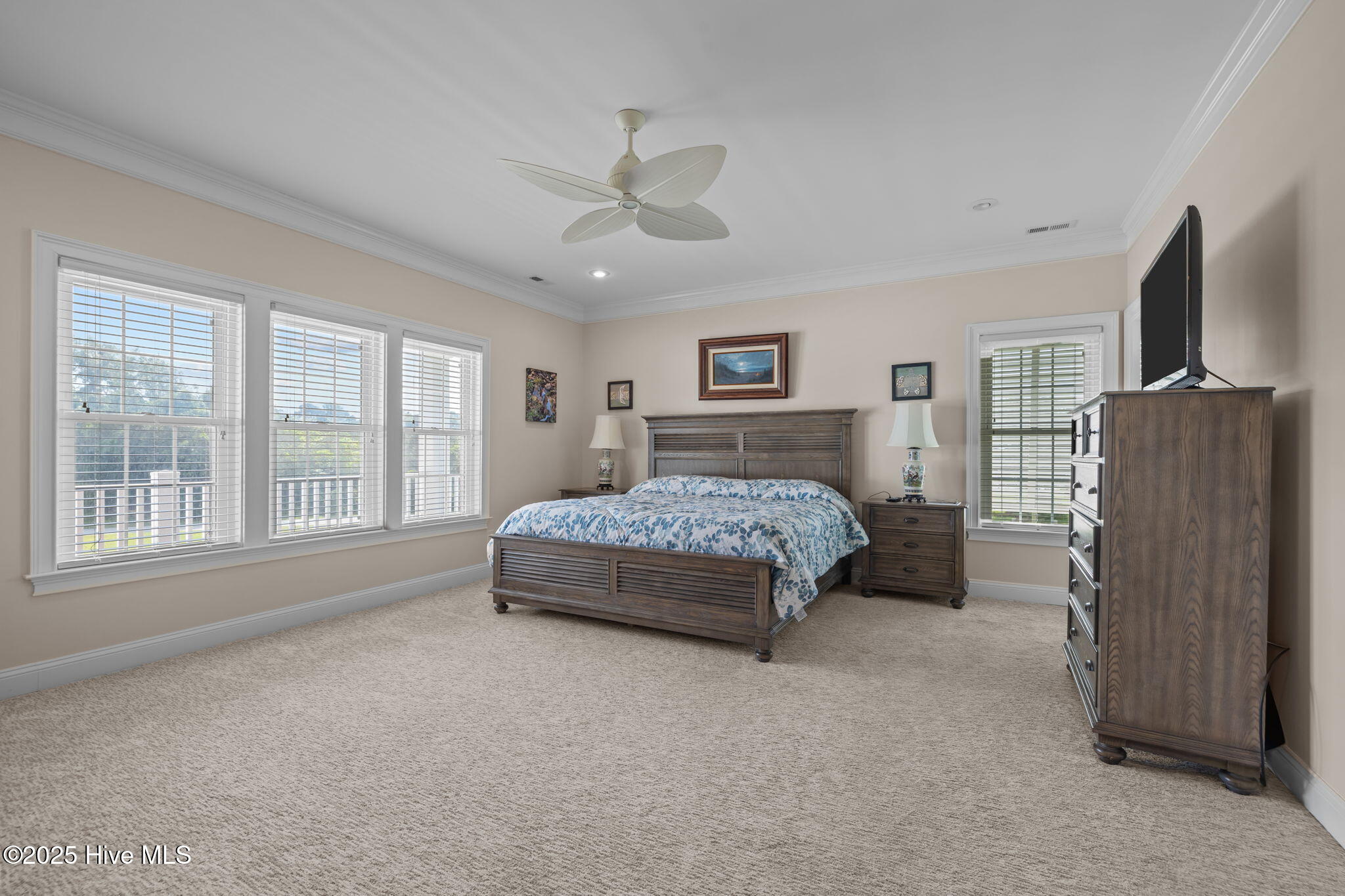 429 Live Oak Road,Newport