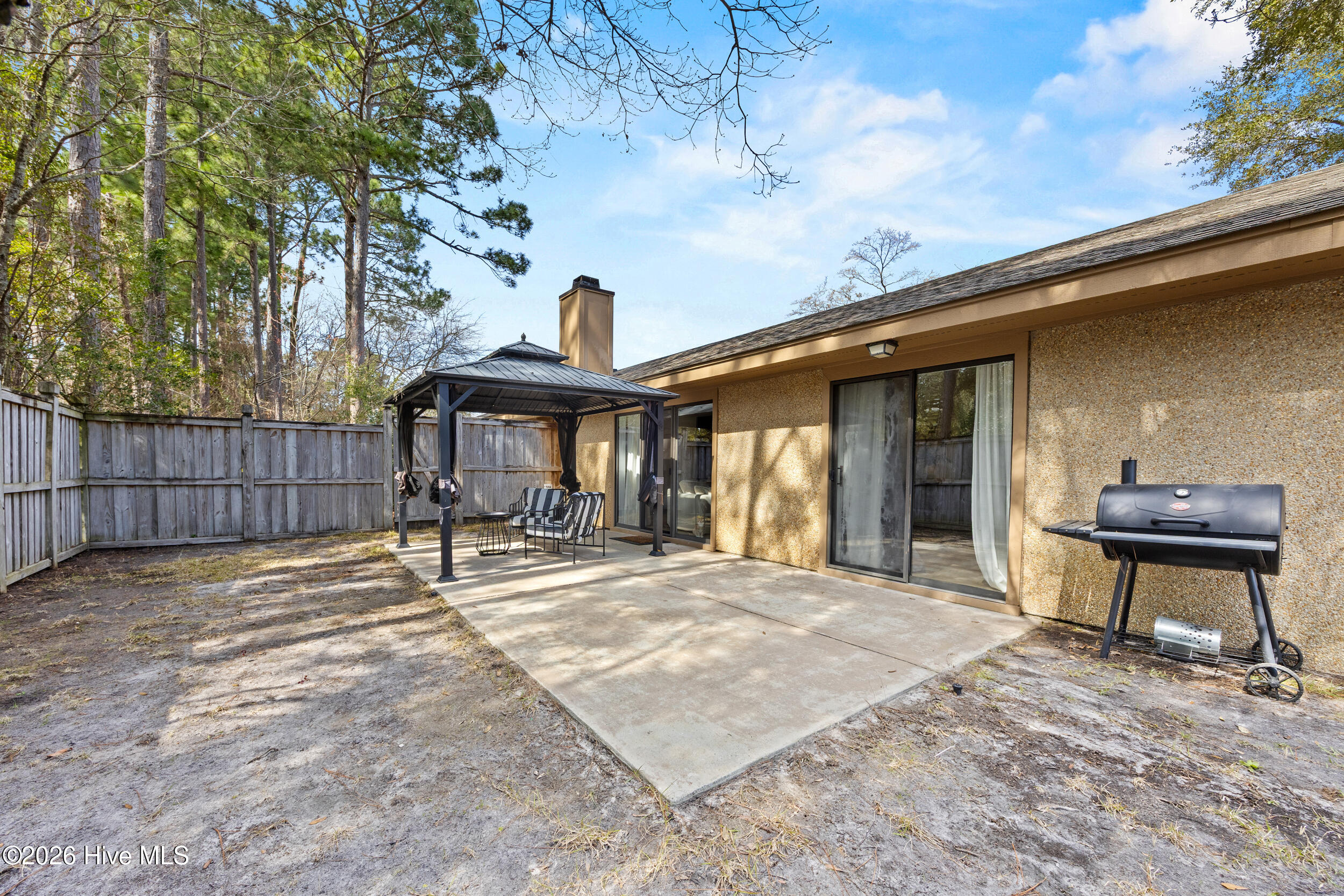 100558579 | Photo 33