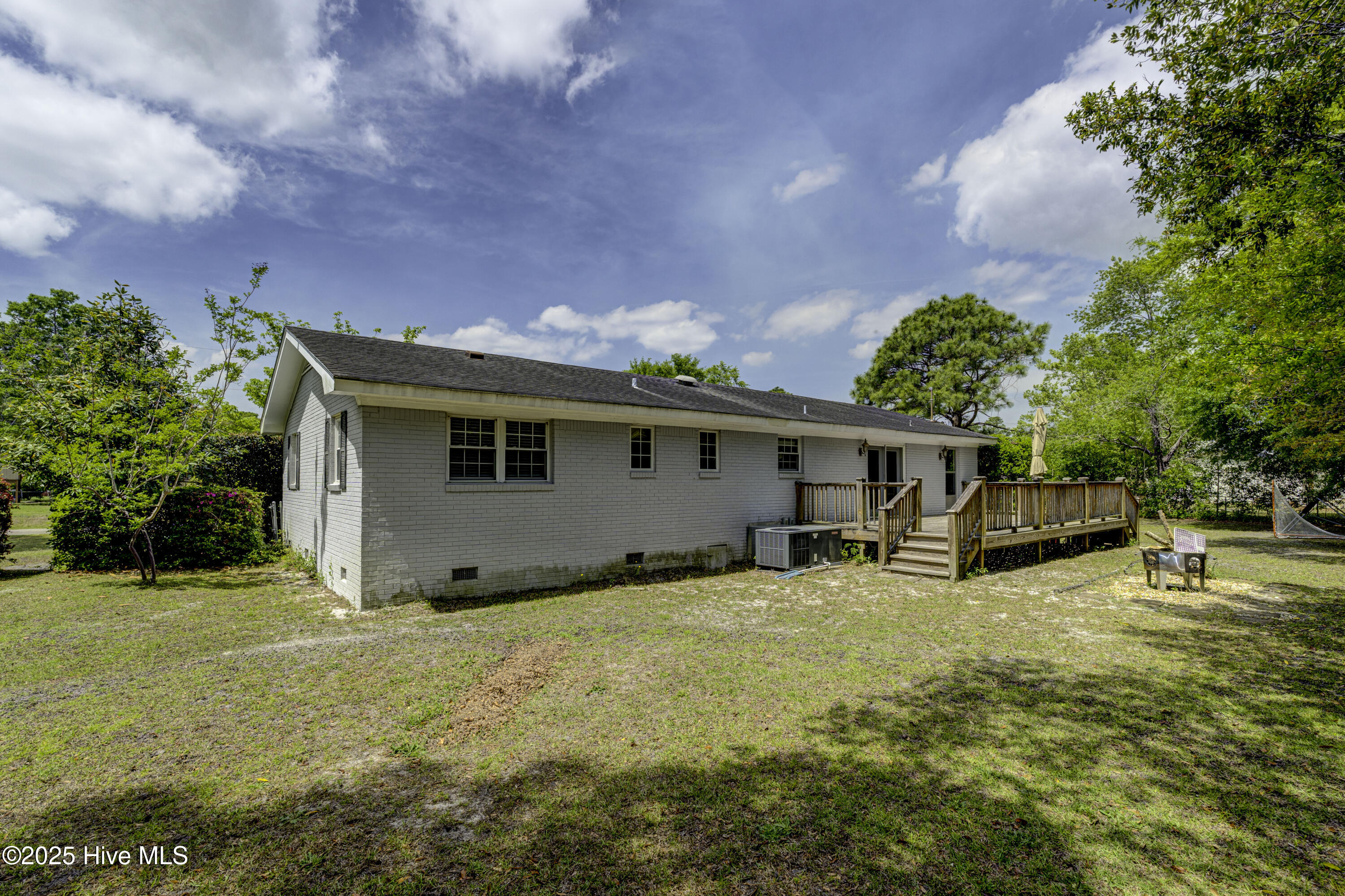 100525965 | Photo 45