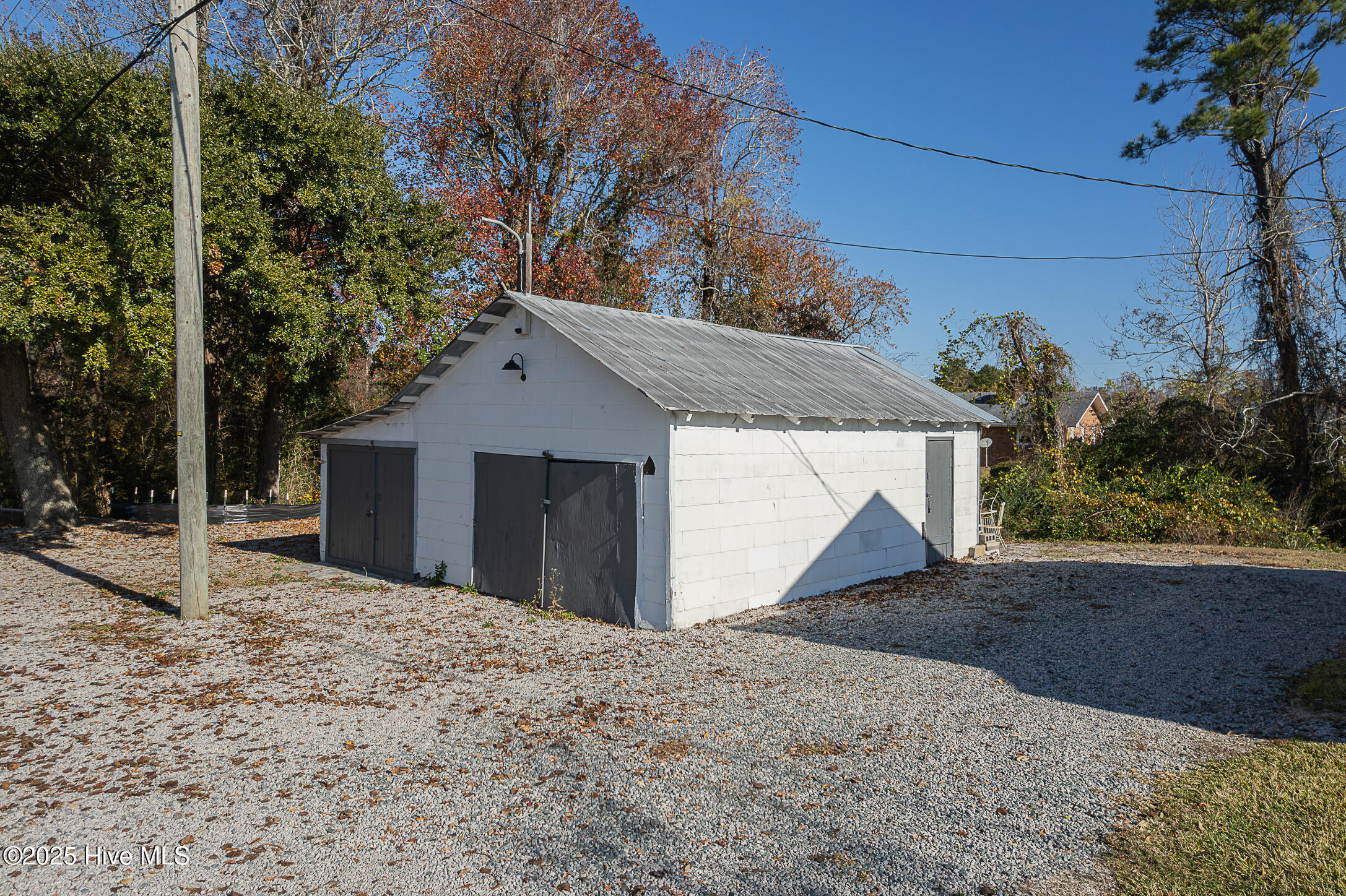 100544224 | Photo 36