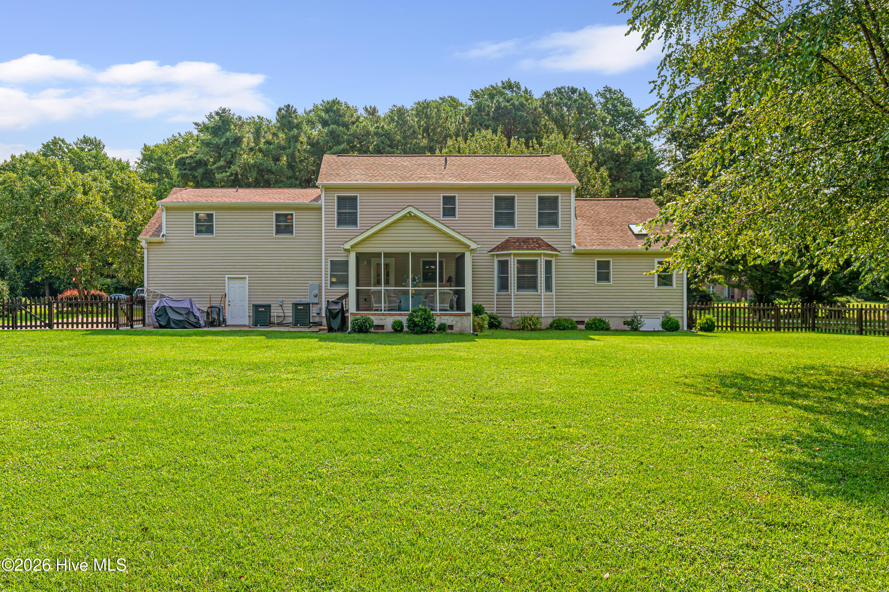 415 Hillcrest Drive,Morehead City