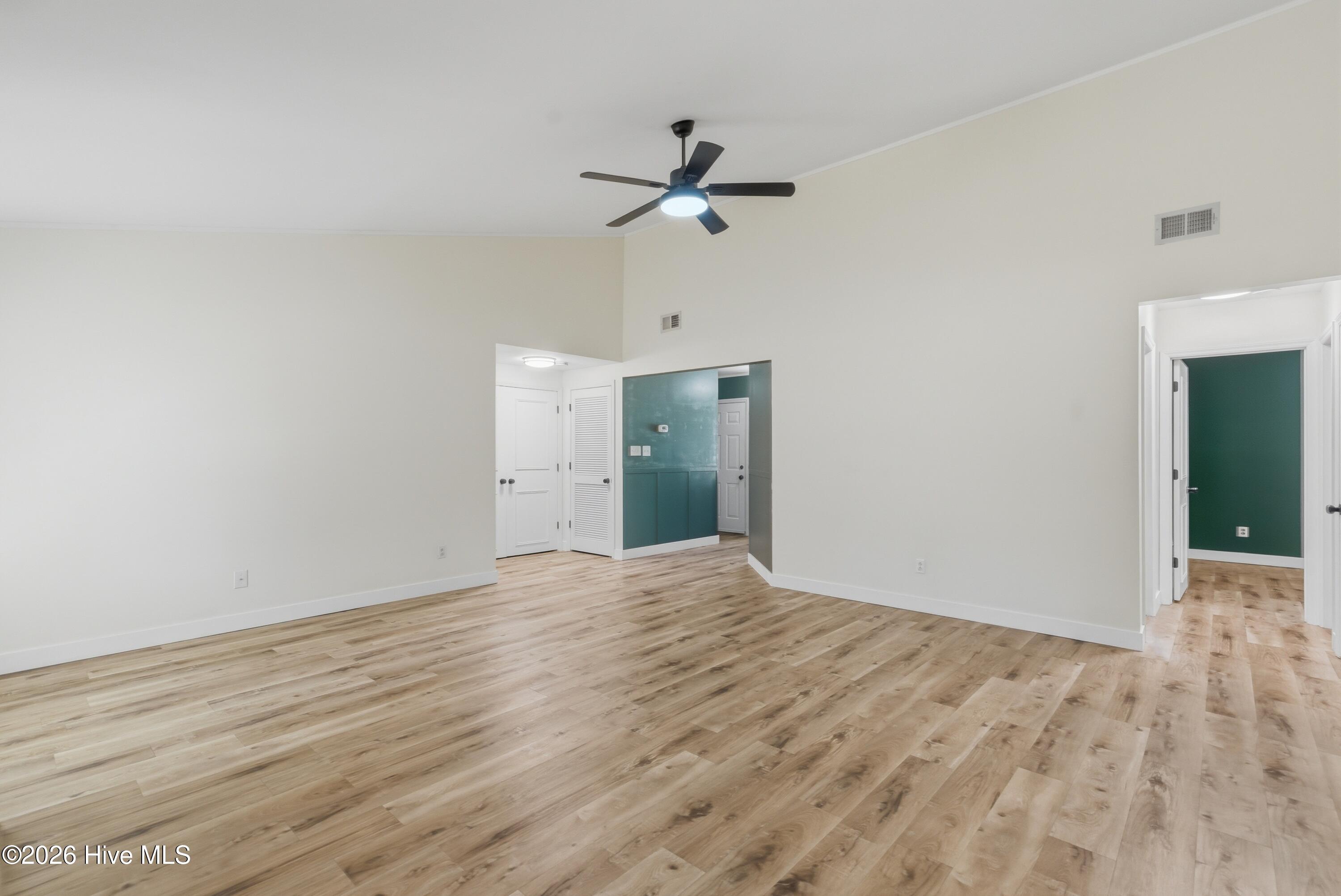 220 E Lakeridge Landing, Jacksonville, NC 28546 – photo 6: 220 E Lakeridge Landing _ 14