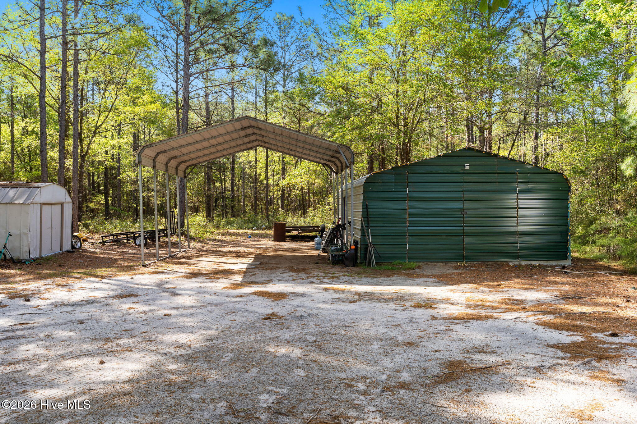 100567979 | Photo 23