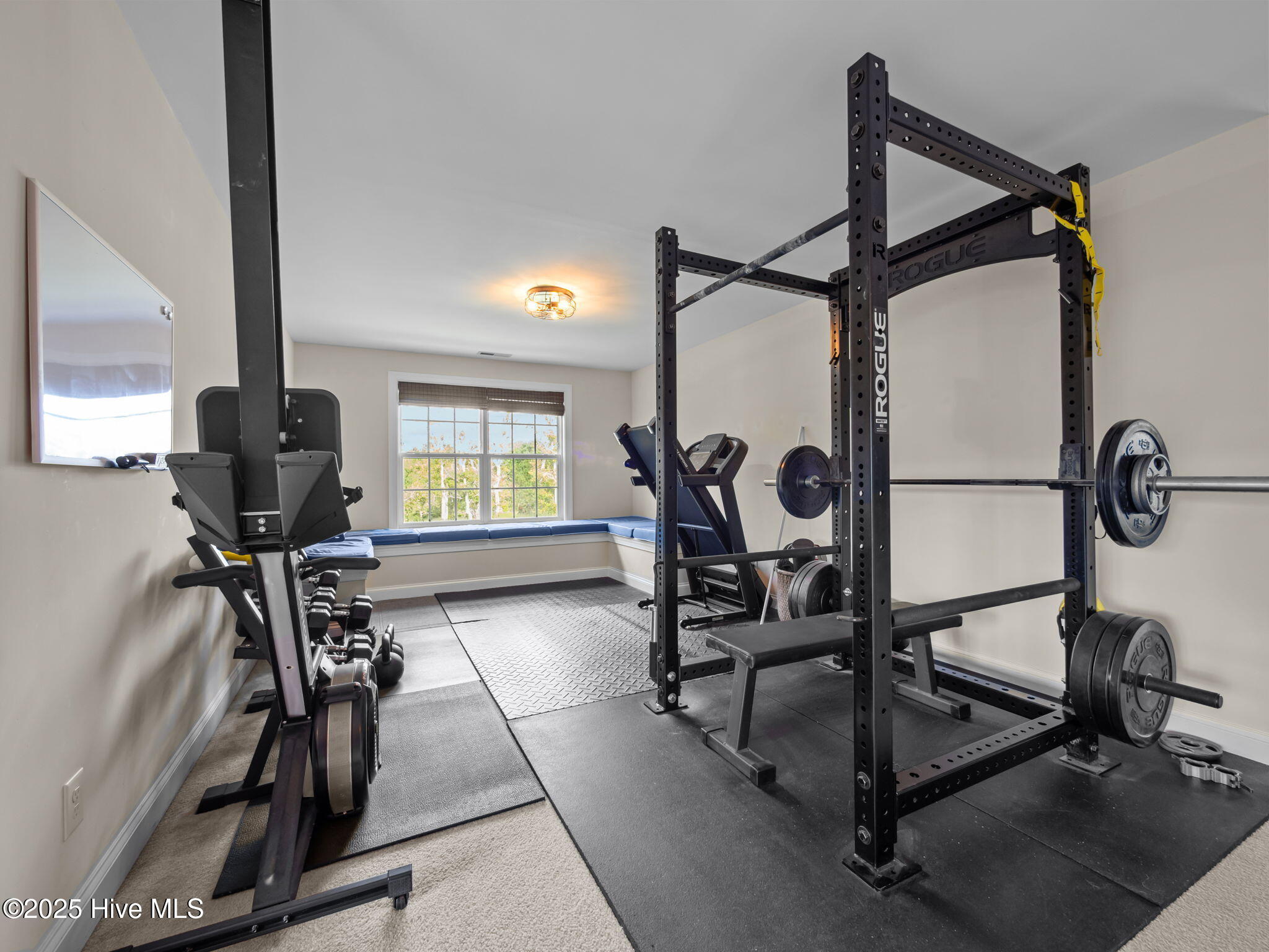 100525324 | Photo 26