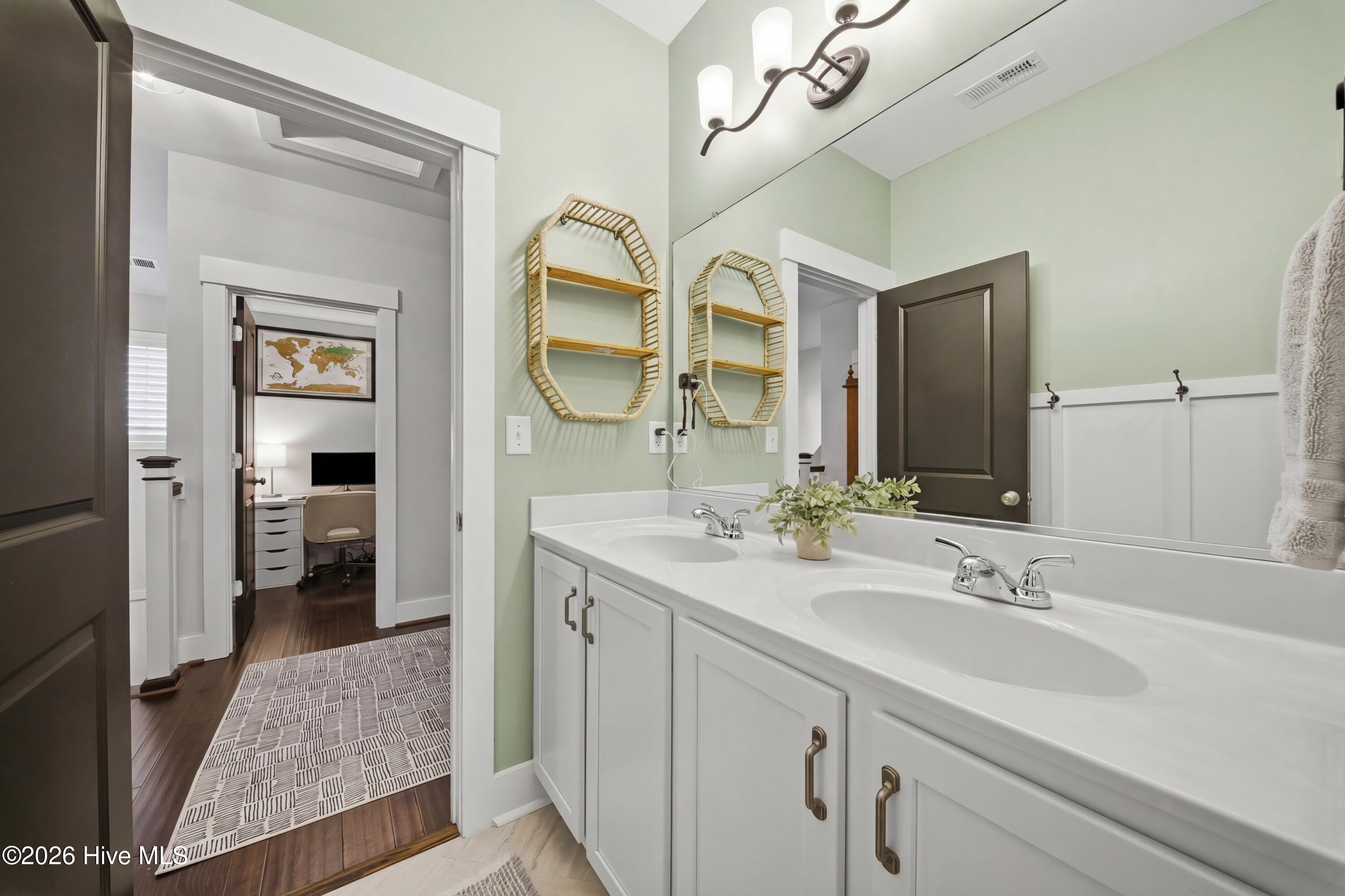 419 Campus Drive, Moyock, NC, 27958