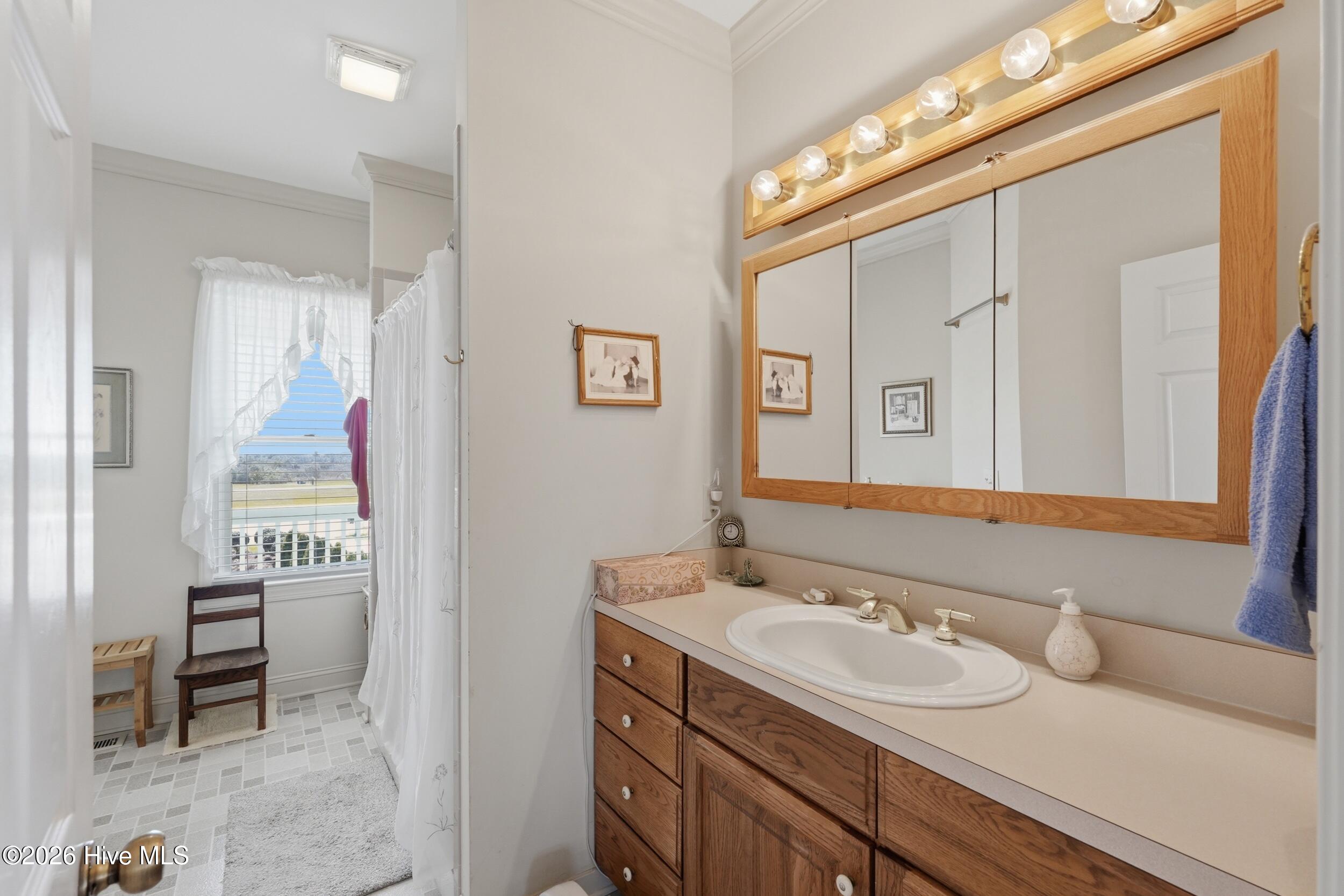 100561994 | Photo 37