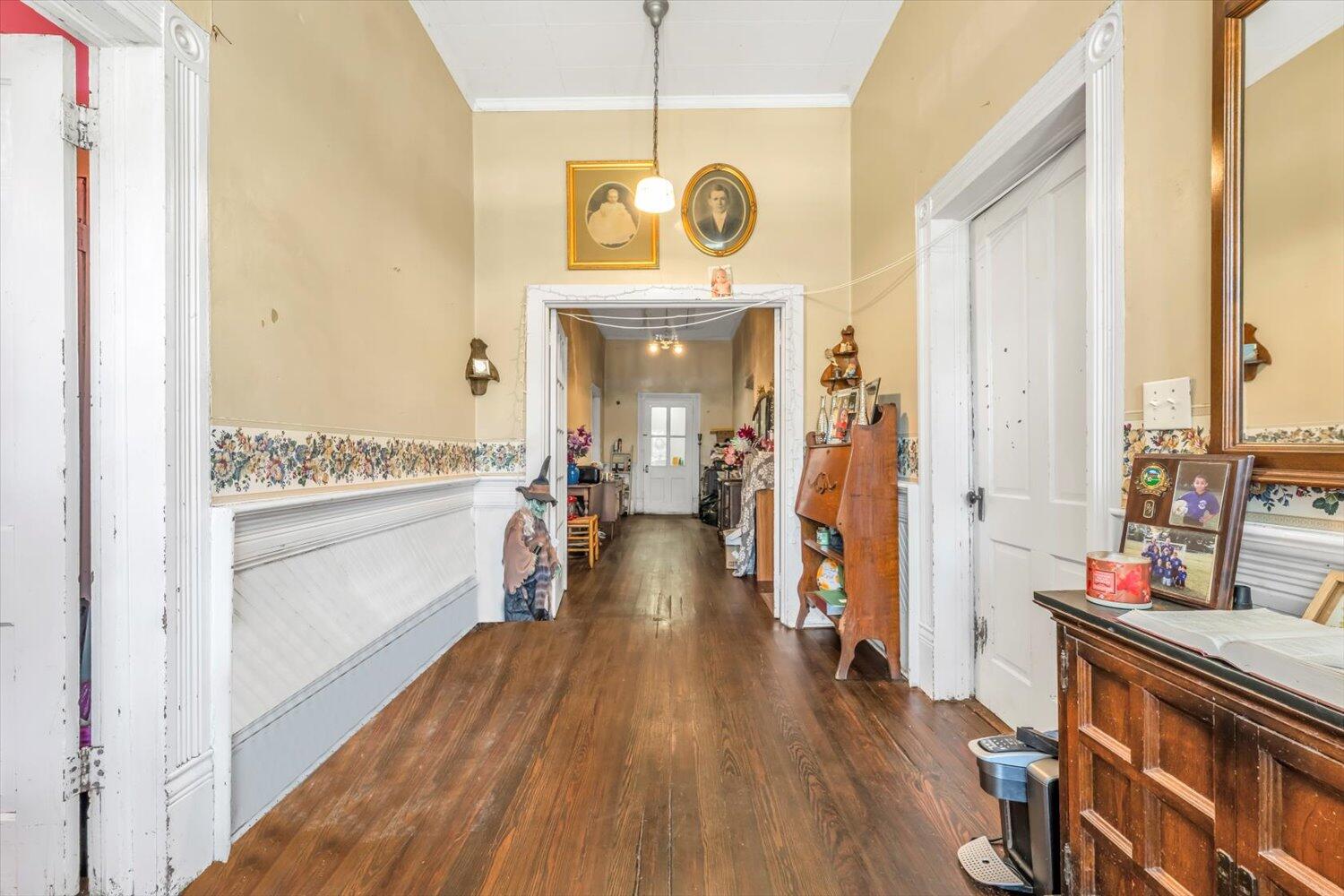 04-167 Commerce St 03