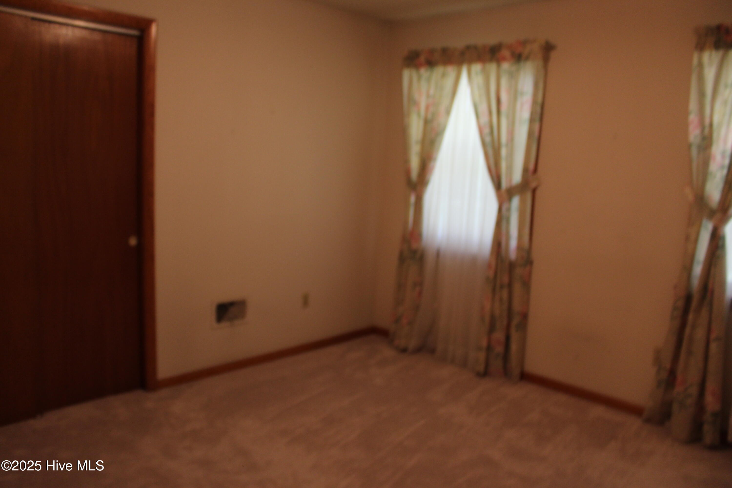 209 Oak Street, Wallace, NC 28466 – photo 6: IMG_0006