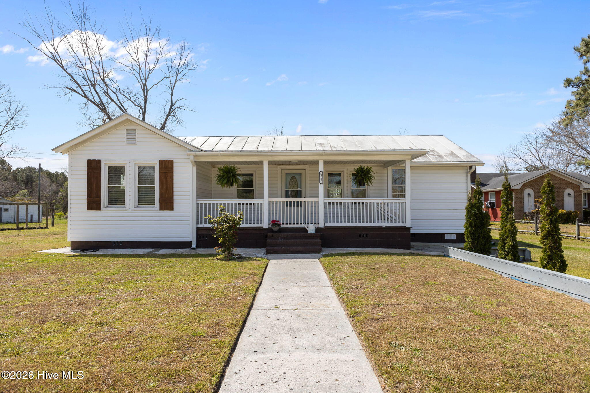 5217 Highway 101,Newport