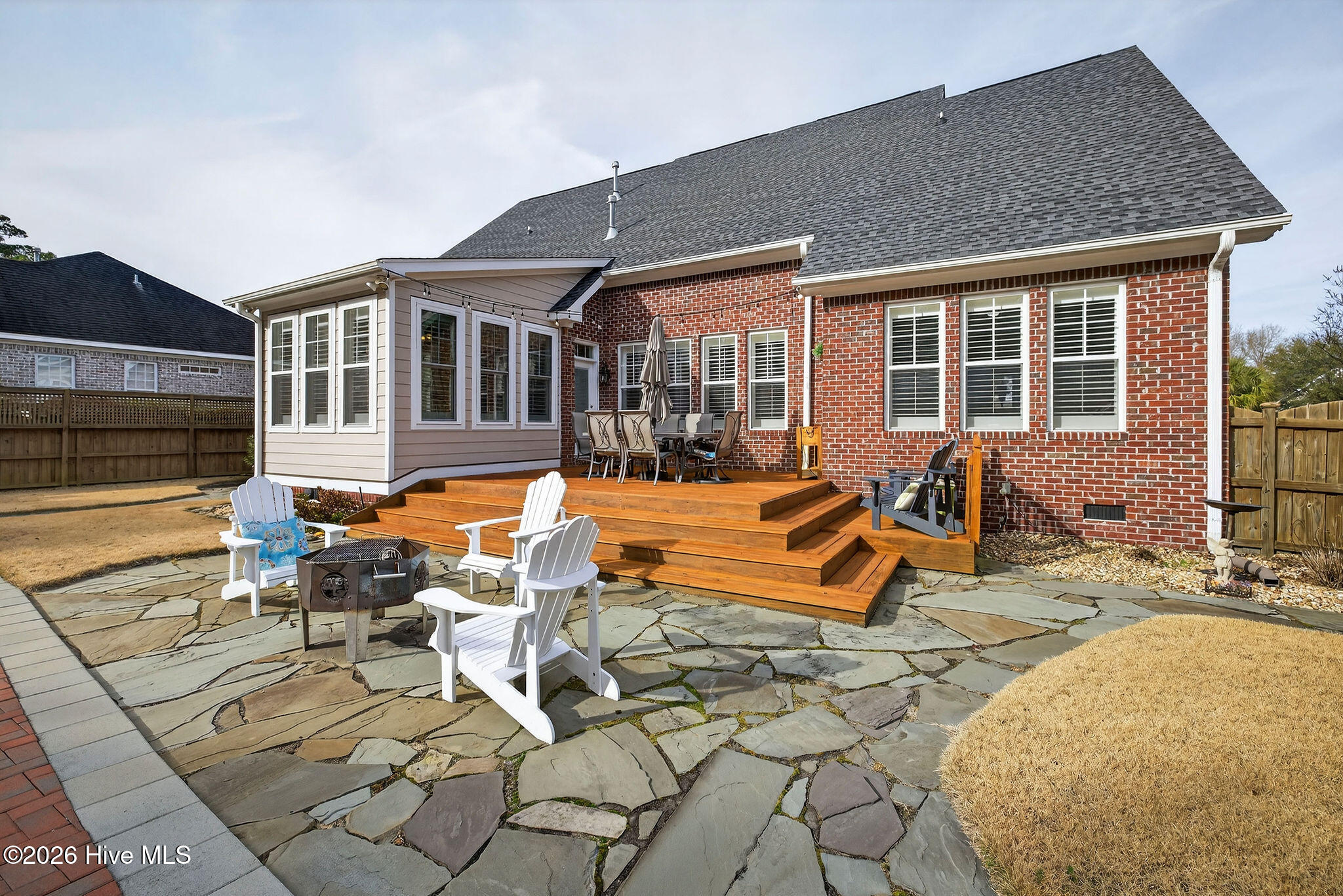 100547469 | Photo 48