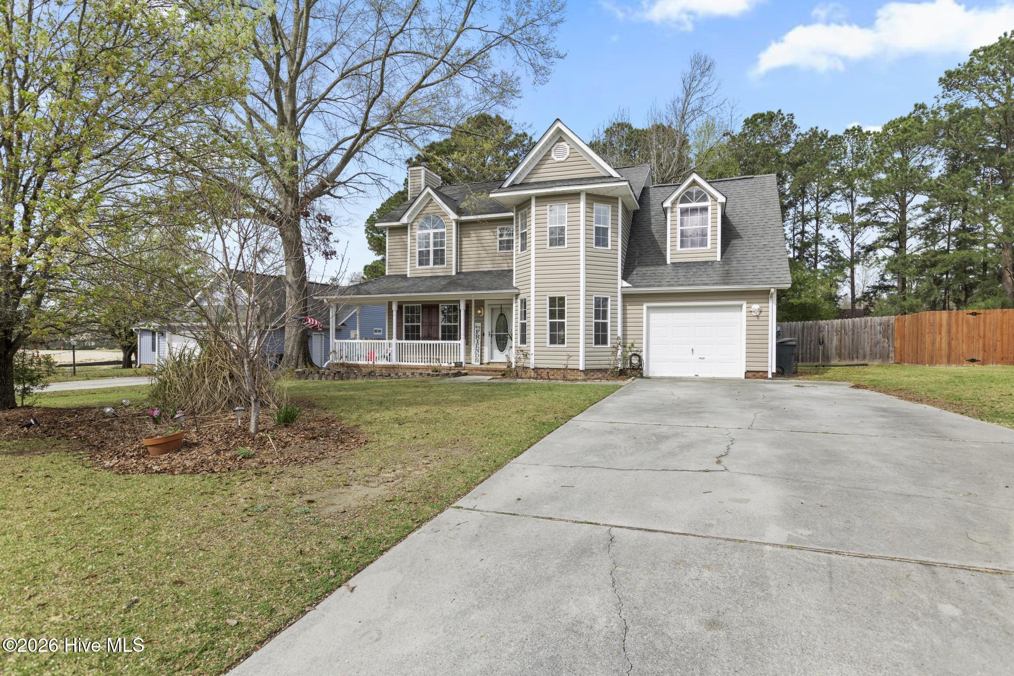 100560413 | Photo 32