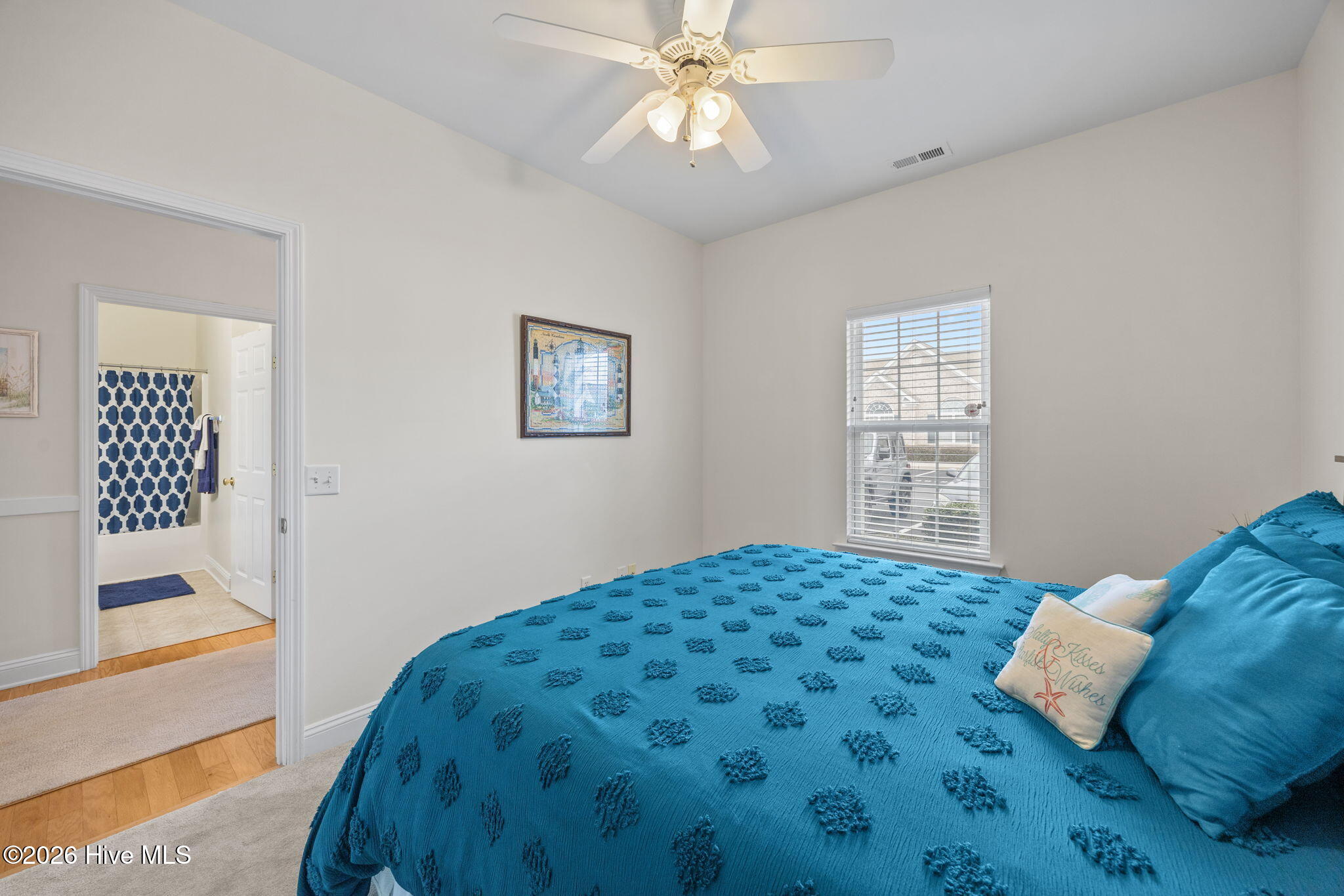 100556175 | Photo 27