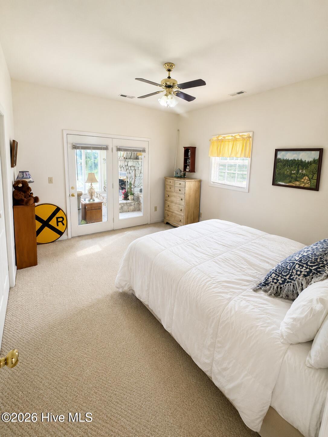 888 Sea Gate Drive,Newport