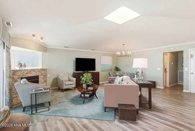 100539934 | Photo 12